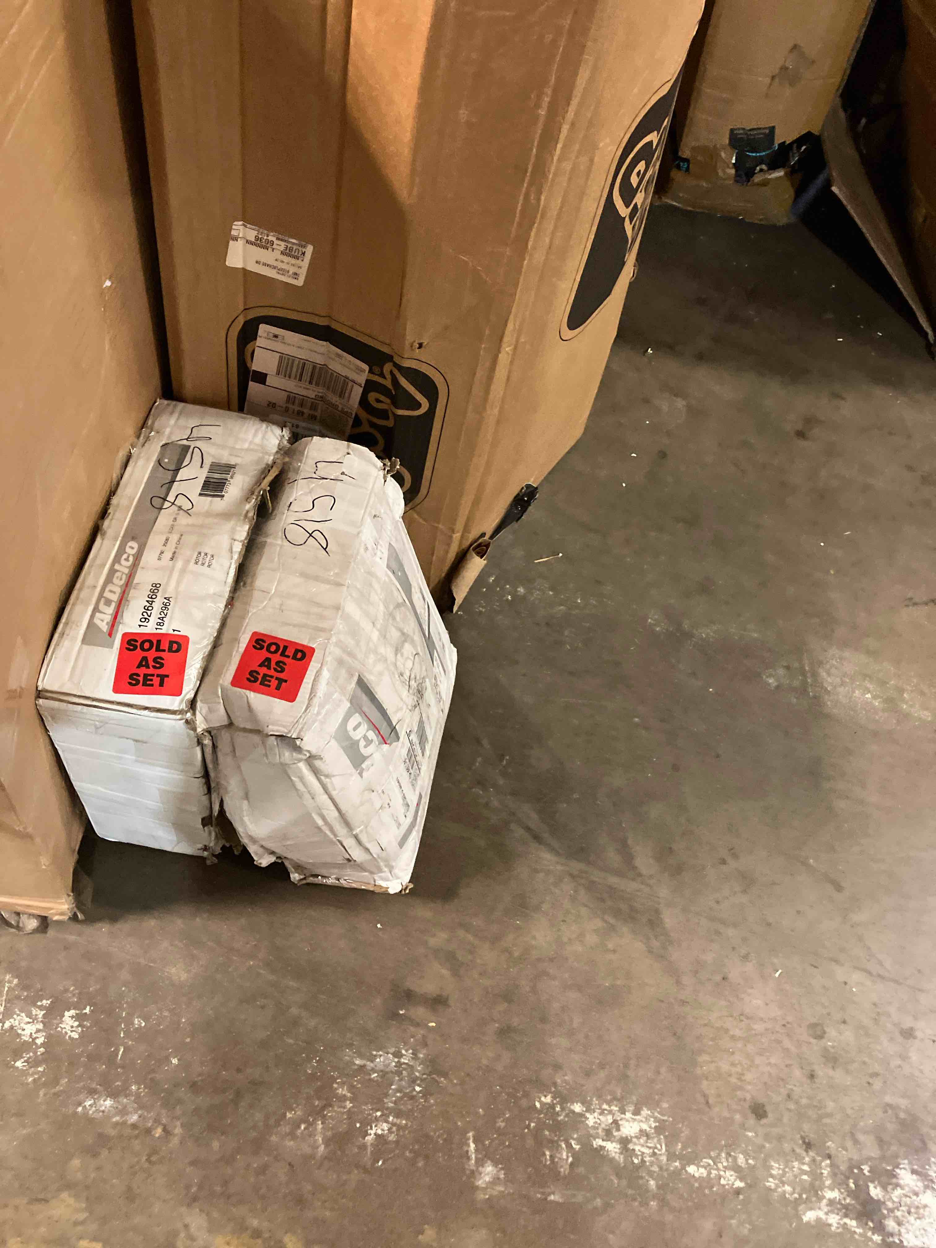 https://s3.amazonaws.com/lotting-images-prod/phillipi/TEA3354106_1753825230877.jpeg