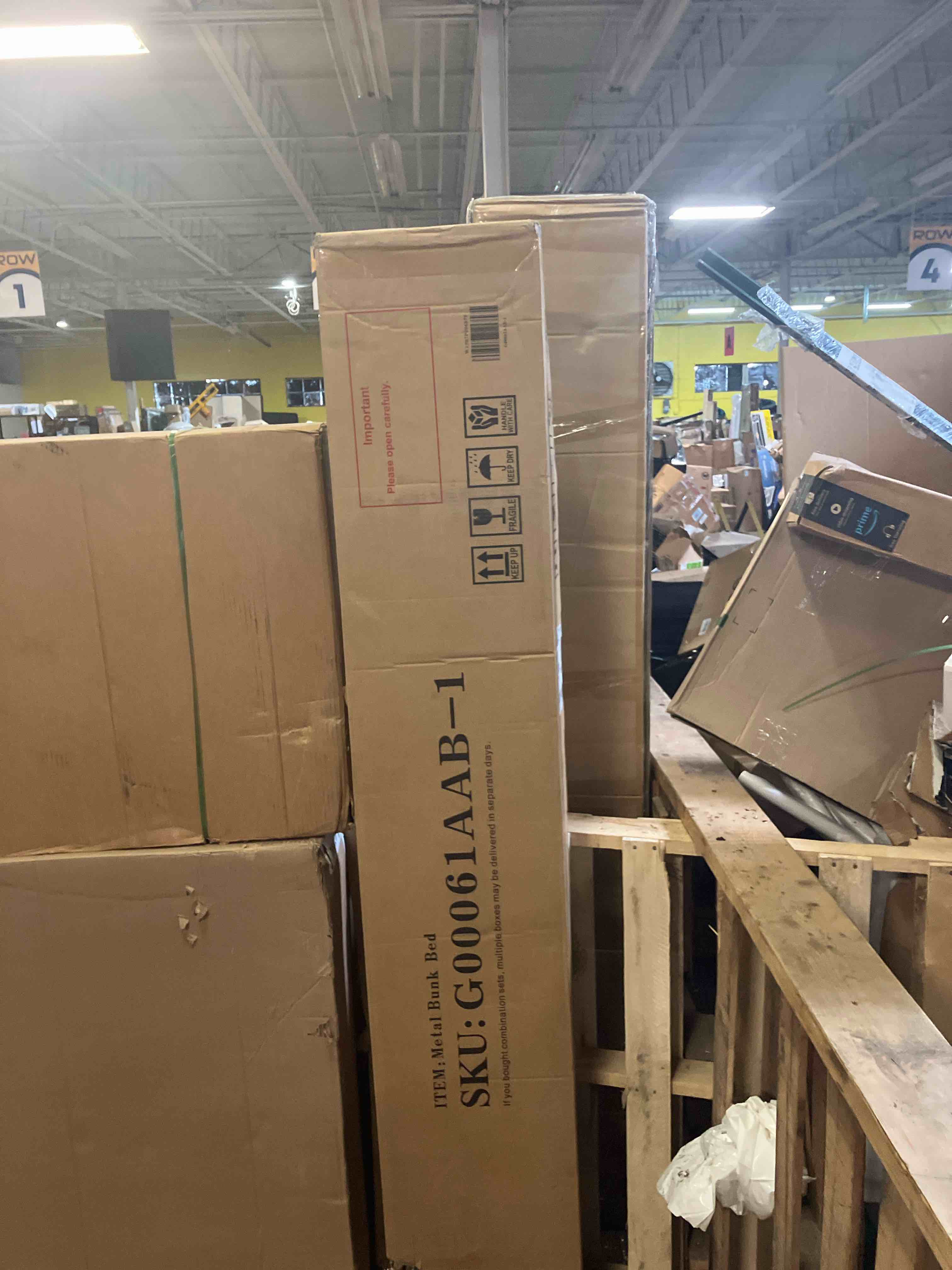 https://s3.amazonaws.com/lotting-images-prod/phillipi/TEA3354122_1753882599525.jpeg