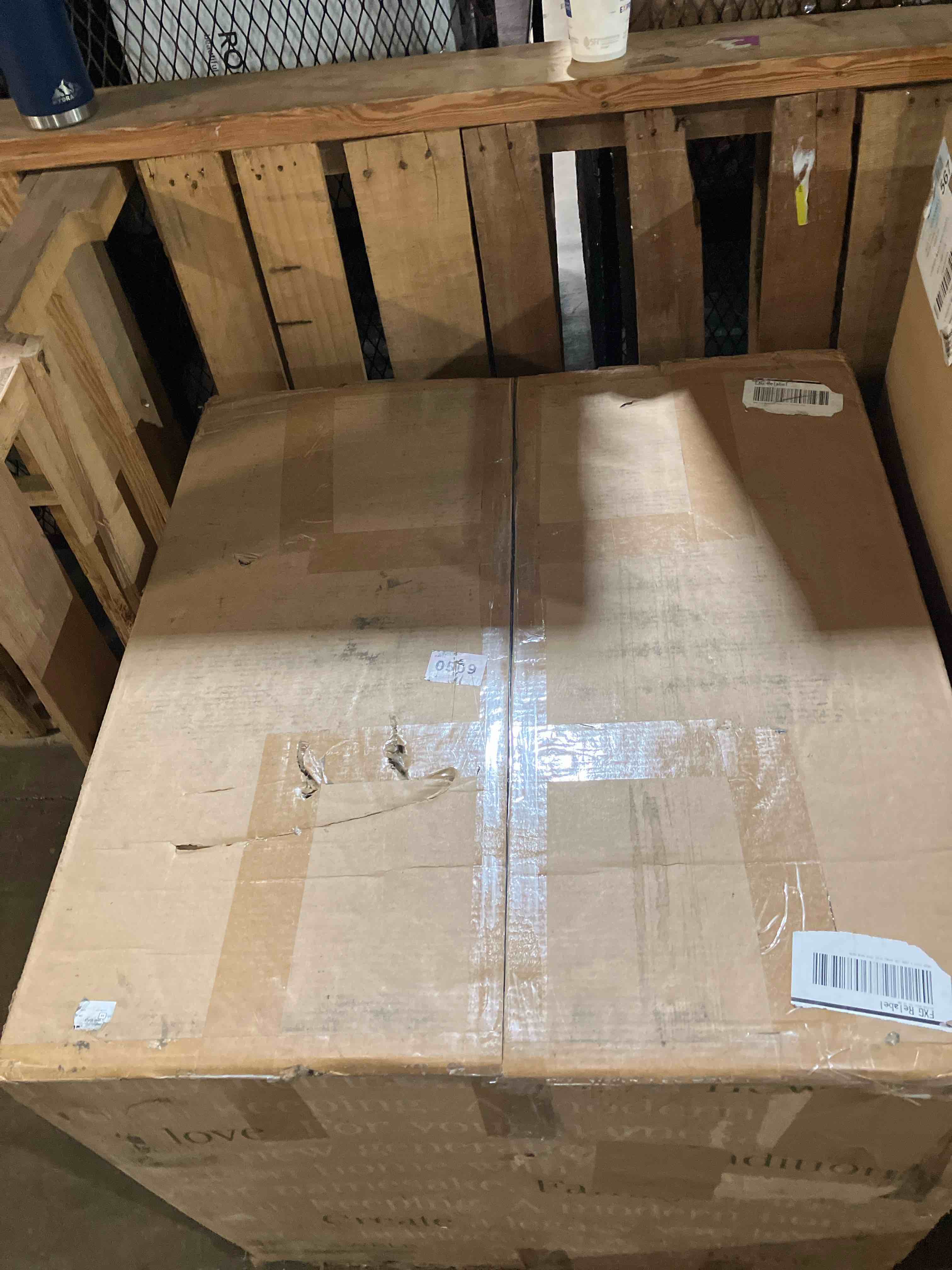 https://s3.amazonaws.com/lotting-images-prod/phillipi/TEA3354168_1753975712913.jpeg