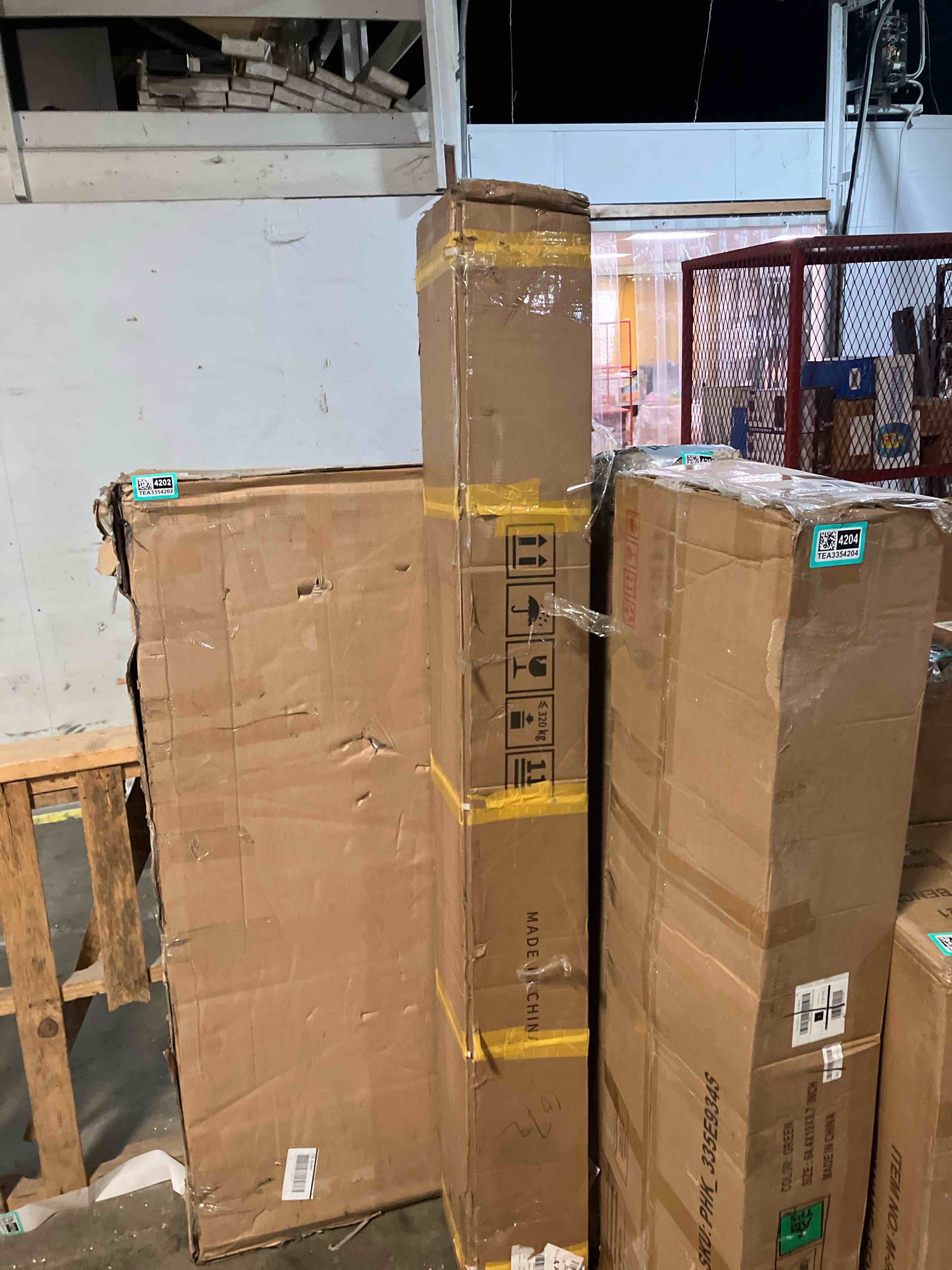 https://s3.amazonaws.com/lotting-images-prod/phillipi/TEA3354206_1753988940766.jpeg