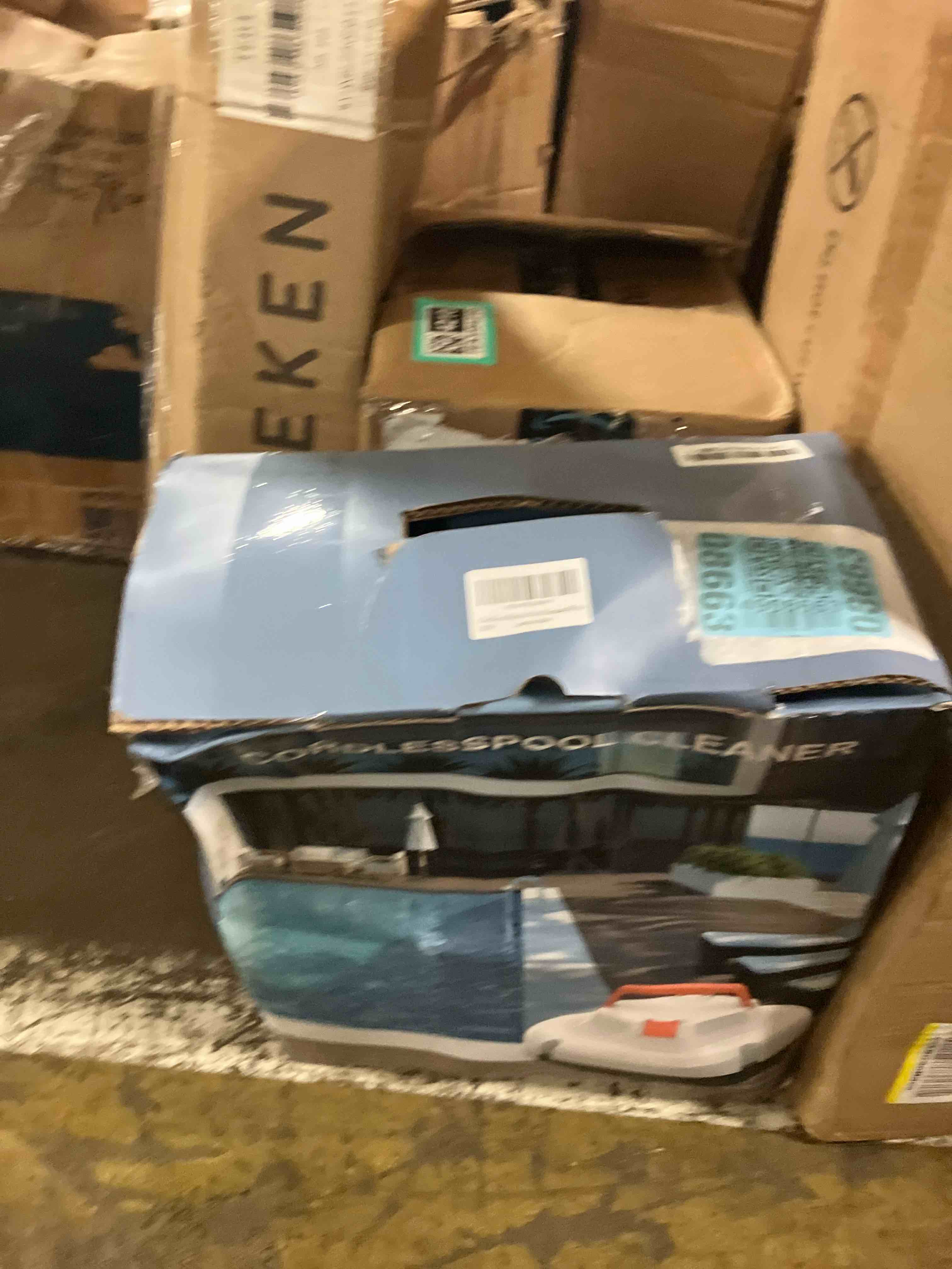 https://s3.amazonaws.com/lotting-images-prod/phillipi/TEA3354212_1753977482771.jpeg