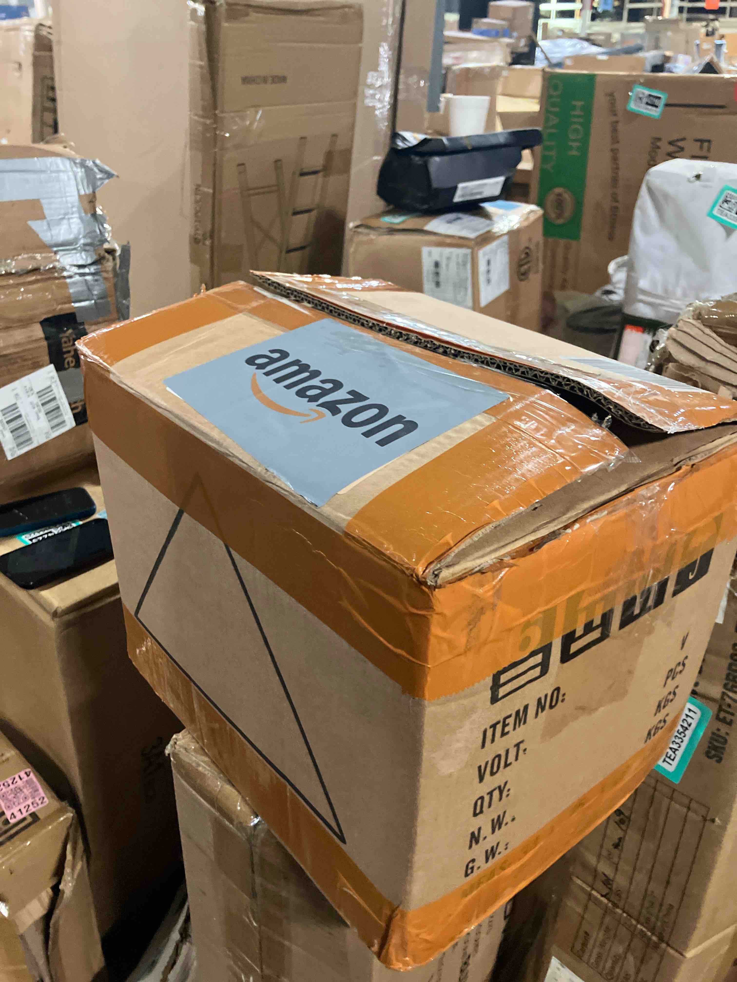 https://s3.amazonaws.com/lotting-images-prod/phillipi/TEA3354222_1753984420575.jpeg