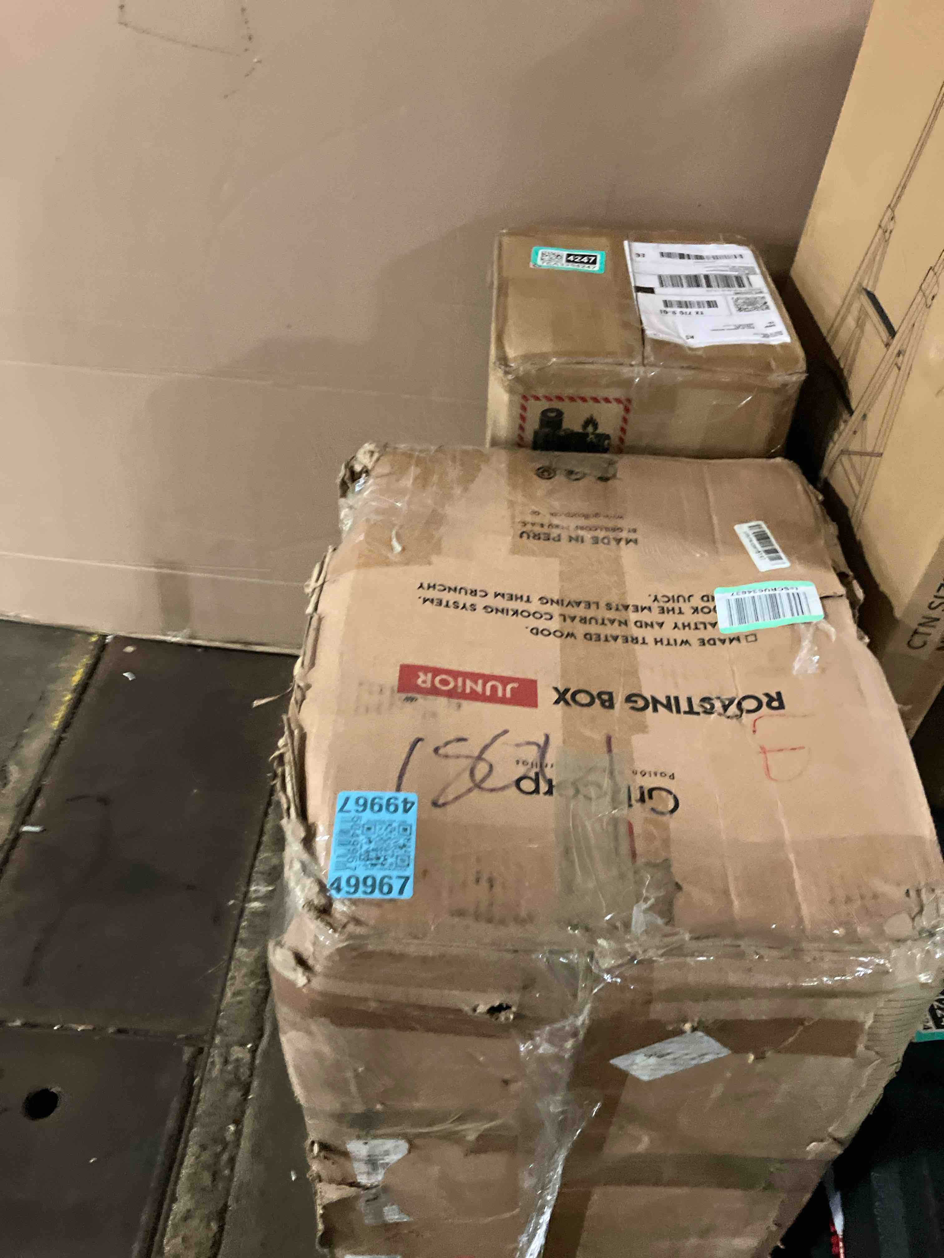 https://s3.amazonaws.com/lotting-images-prod/phillipi/TEA3354246_1753984799893.jpeg