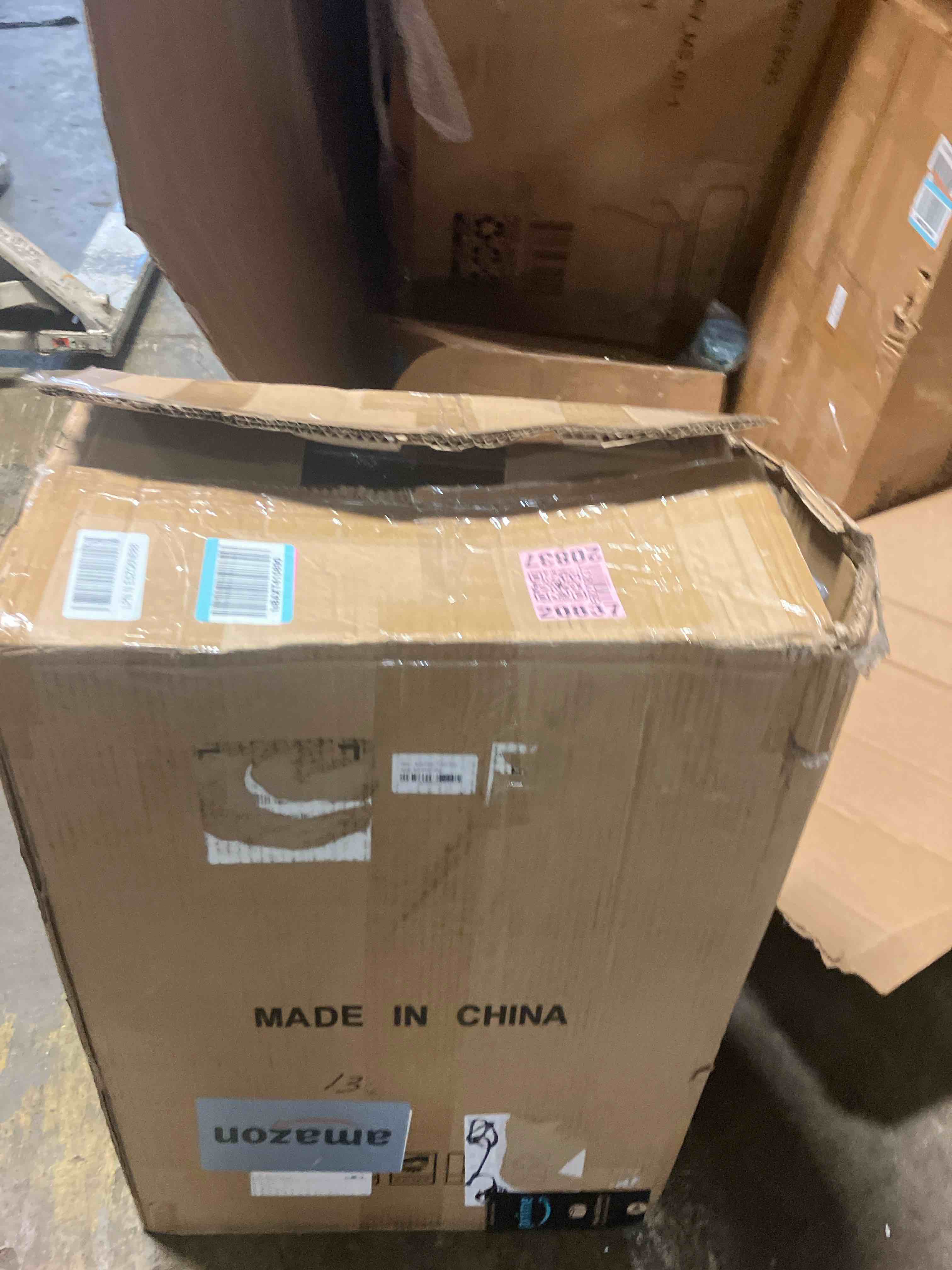 https://s3.amazonaws.com/lotting-images-prod/phillipi/TEA3354313_1753993918844.jpeg