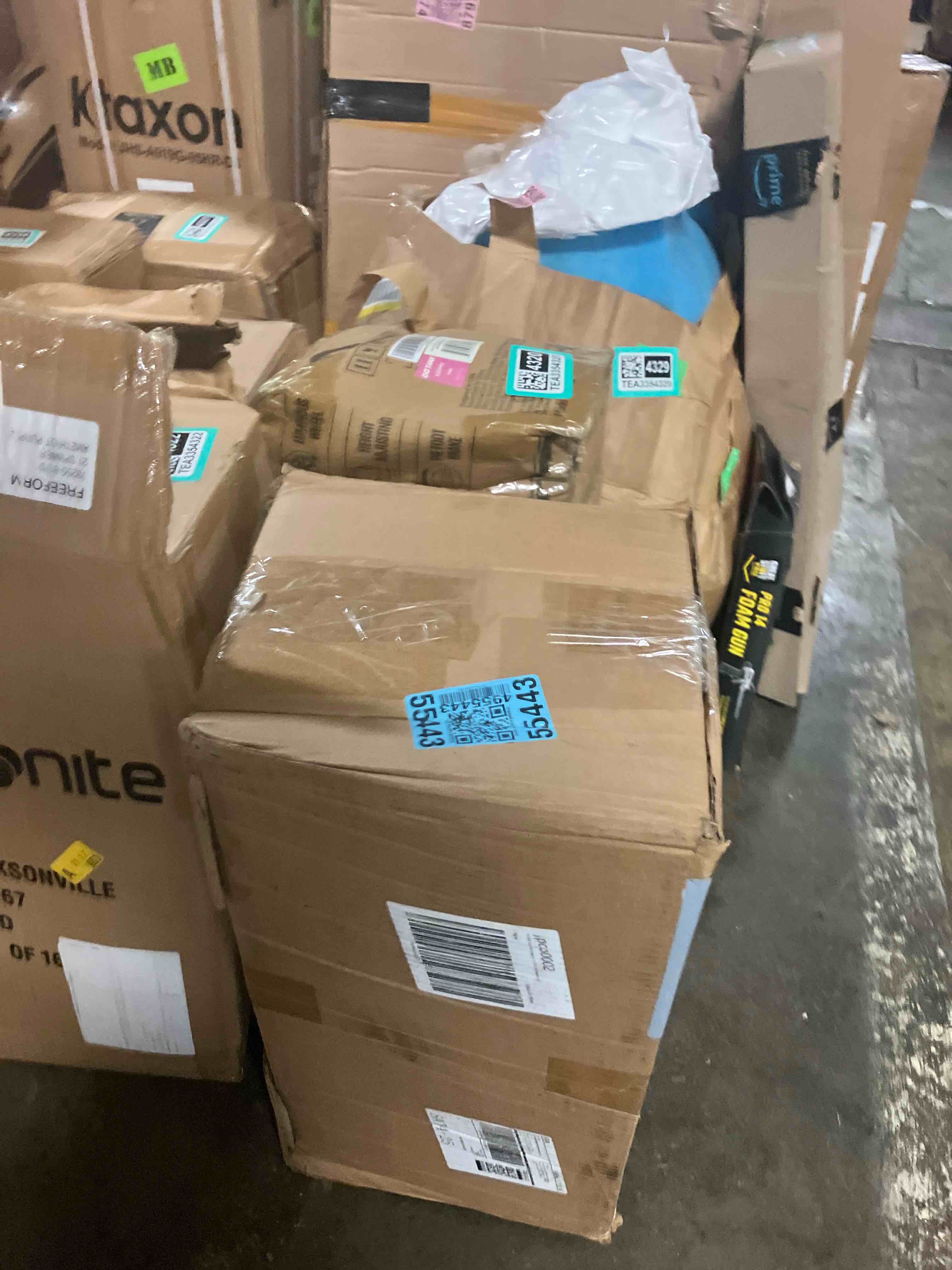 https://s3.amazonaws.com/lotting-images-prod/phillipi/TEA3354319_1753993506888.jpeg