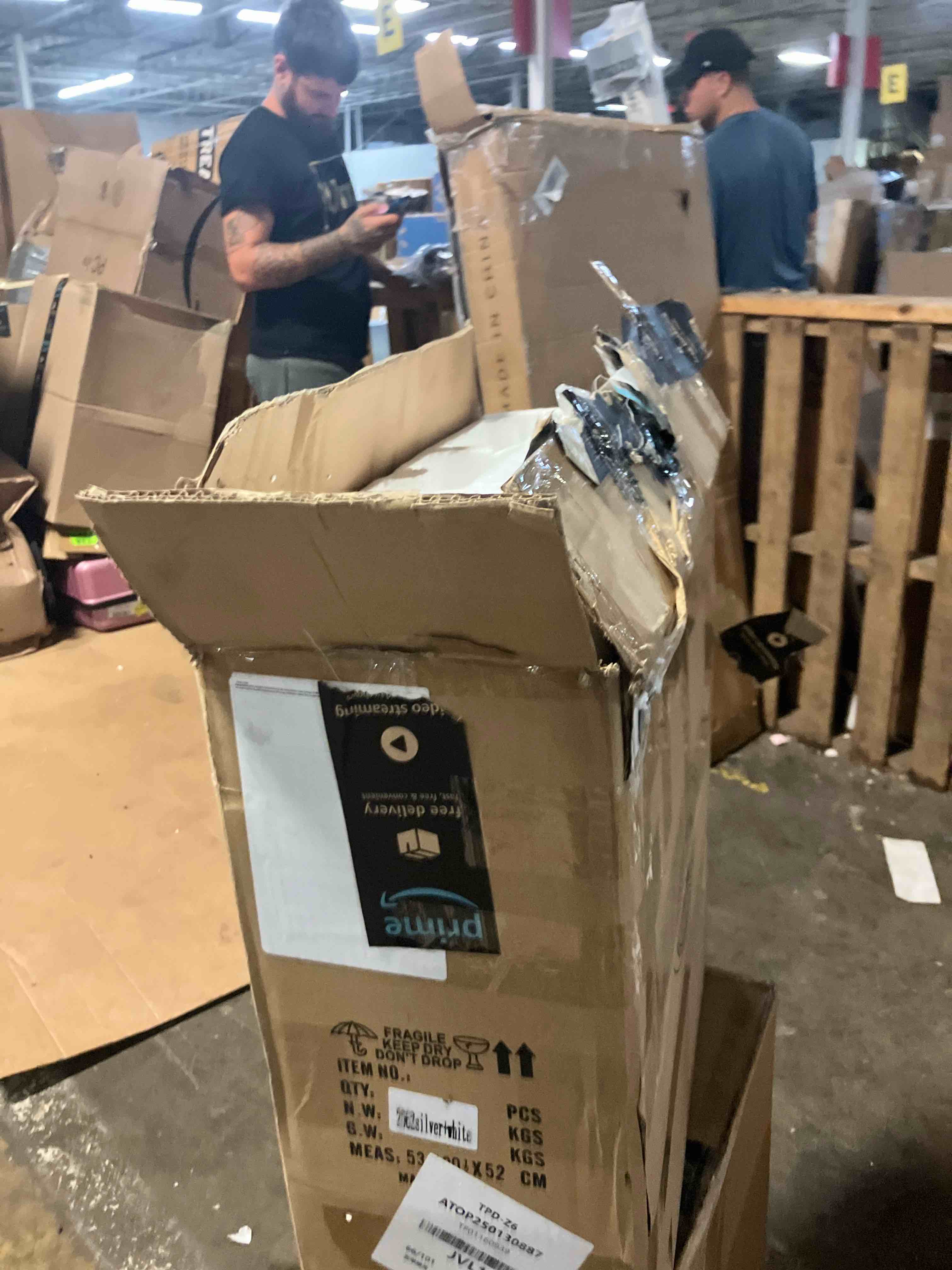 https://s3.amazonaws.com/lotting-images-prod/phillipi/TEA3354377_1753998533412.jpeg