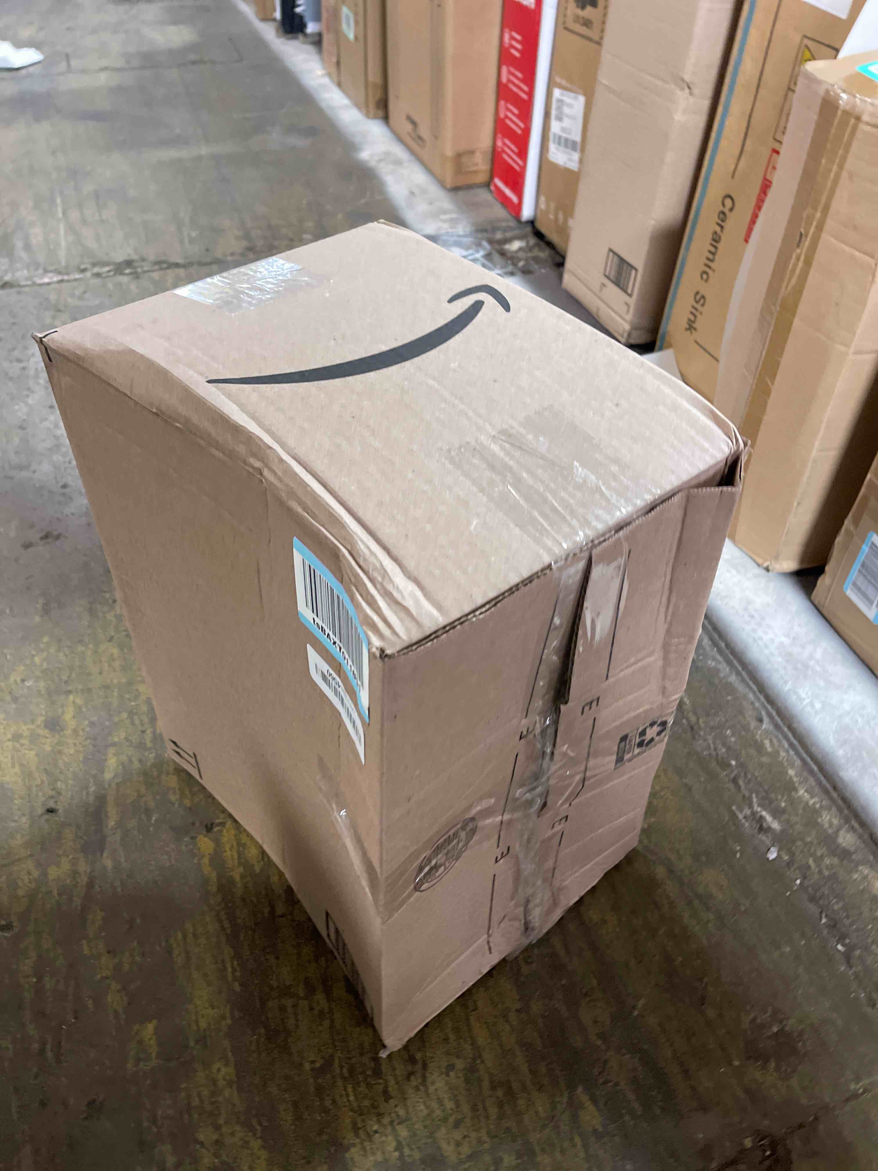 https://s3.amazonaws.com/lotting-images-prod/phillipi/TEA3354521_1754070763782.jpeg