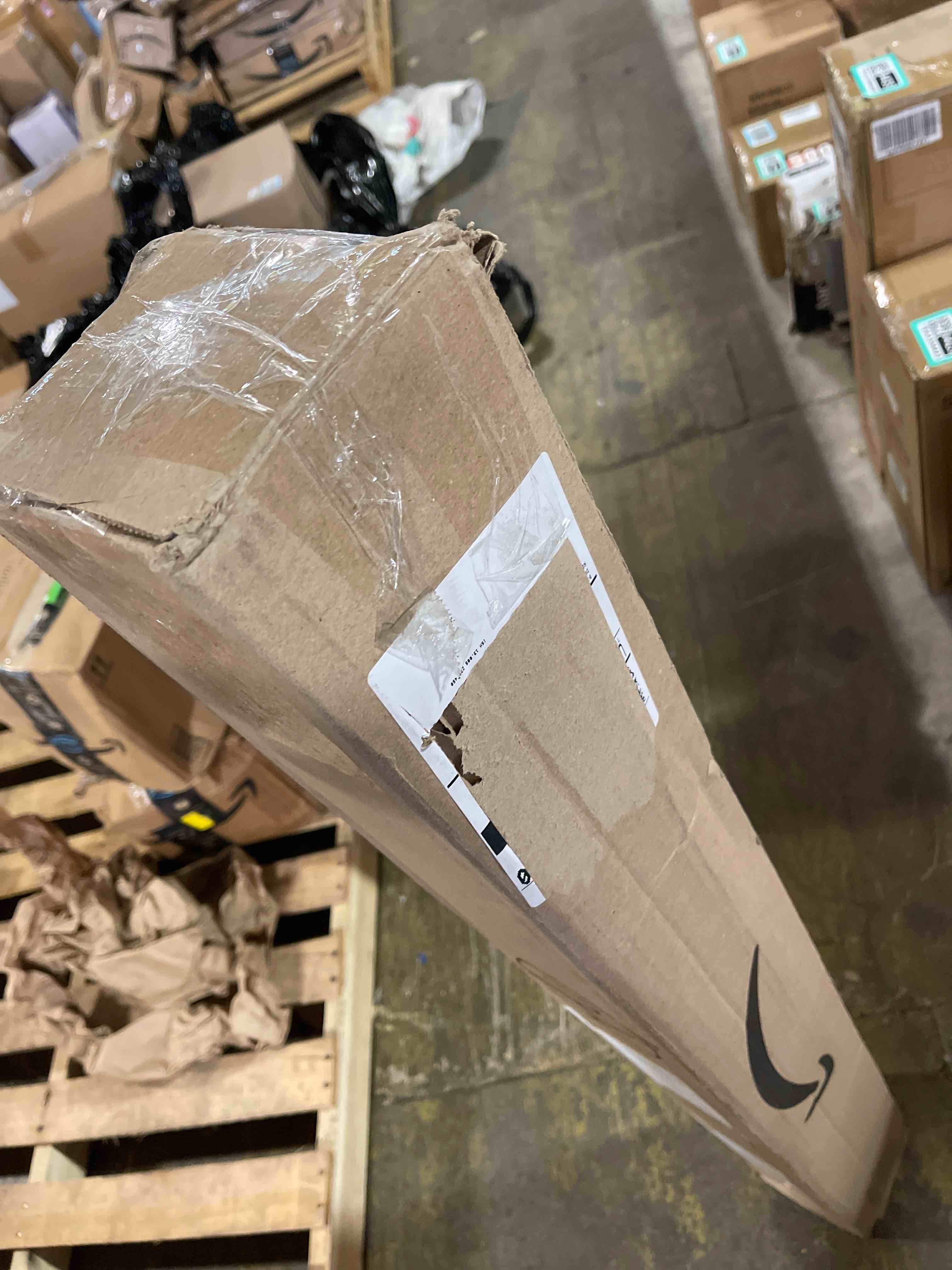 https://s3.amazonaws.com/lotting-images-prod/phillipi/TEA3354524_1754070179711.jpeg