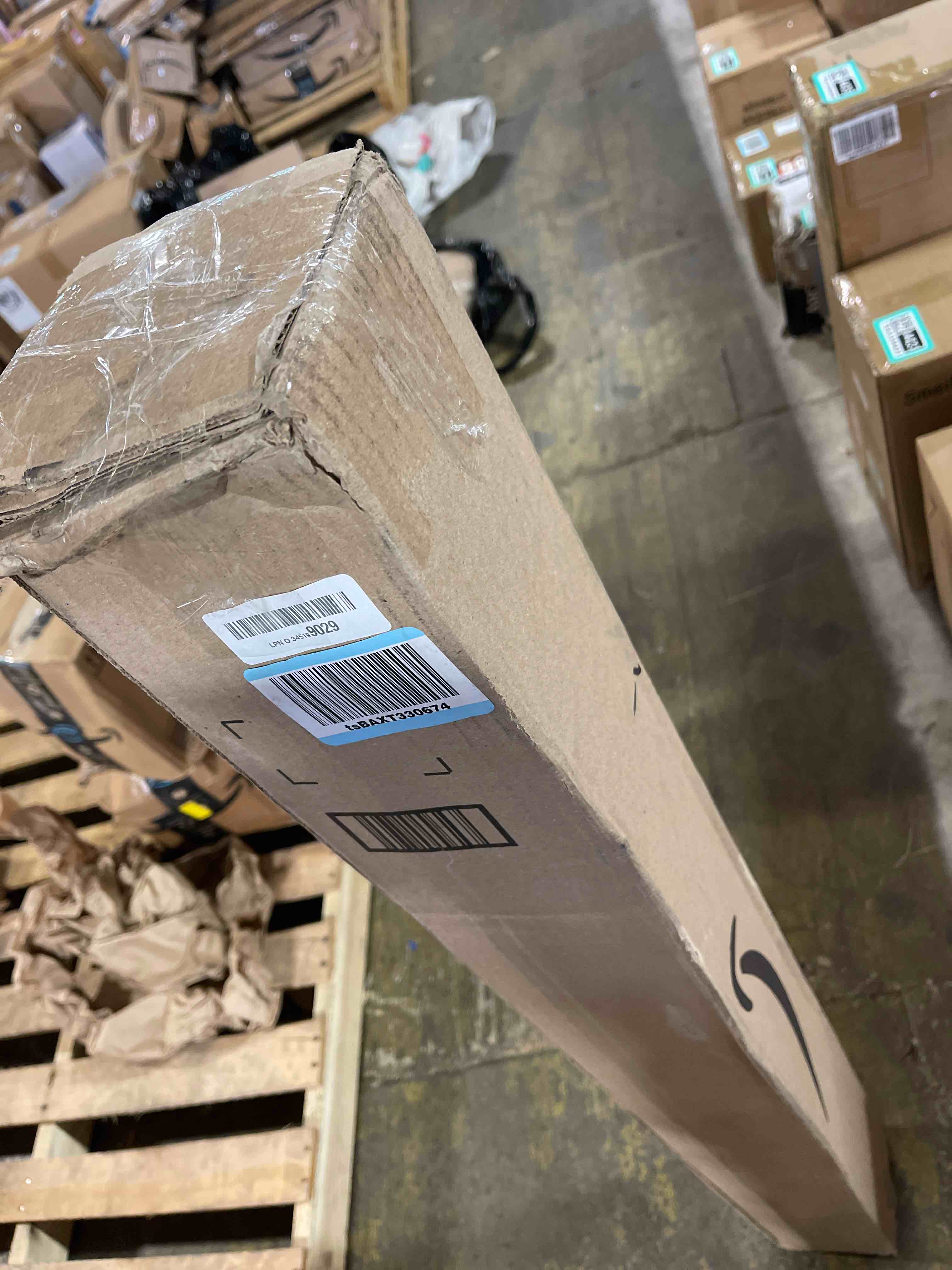 https://s3.amazonaws.com/lotting-images-prod/phillipi/TEA3354524_1754070183030.jpeg