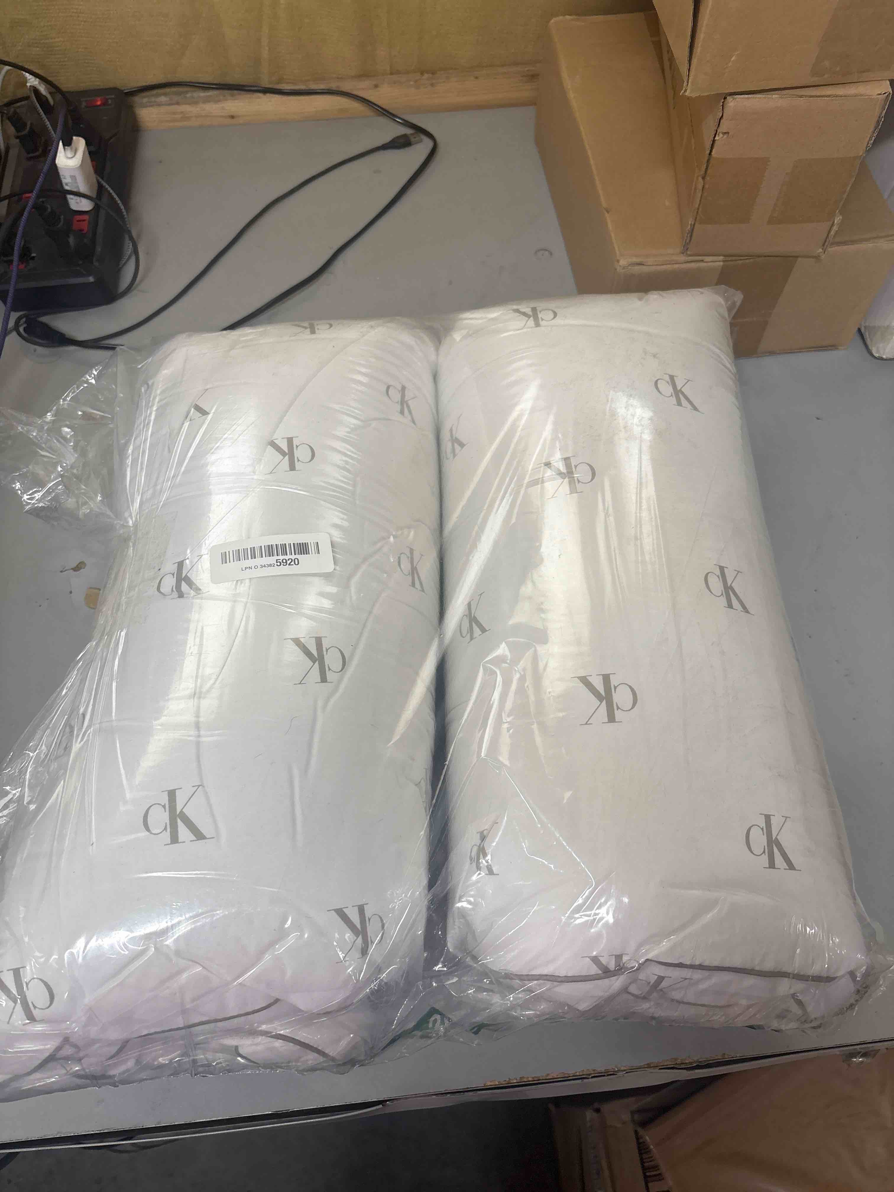https://s3.amazonaws.com/lotting-images-prod/phillipi/TEA3354805_1755786504406.jpeg