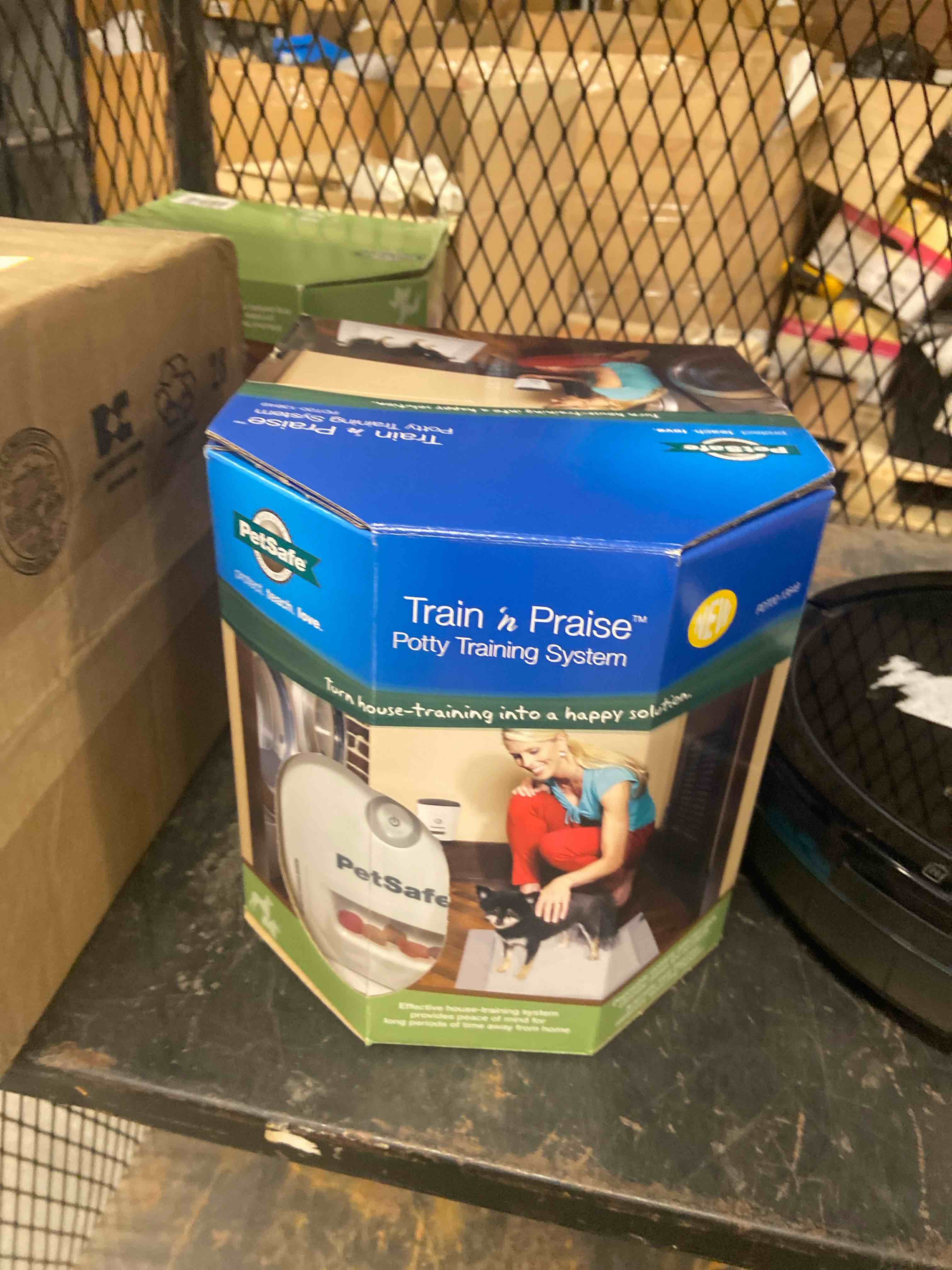 https://s3.amazonaws.com/lotting-images-prod/phillipi/TEA3354927_1759844770352.jpeg