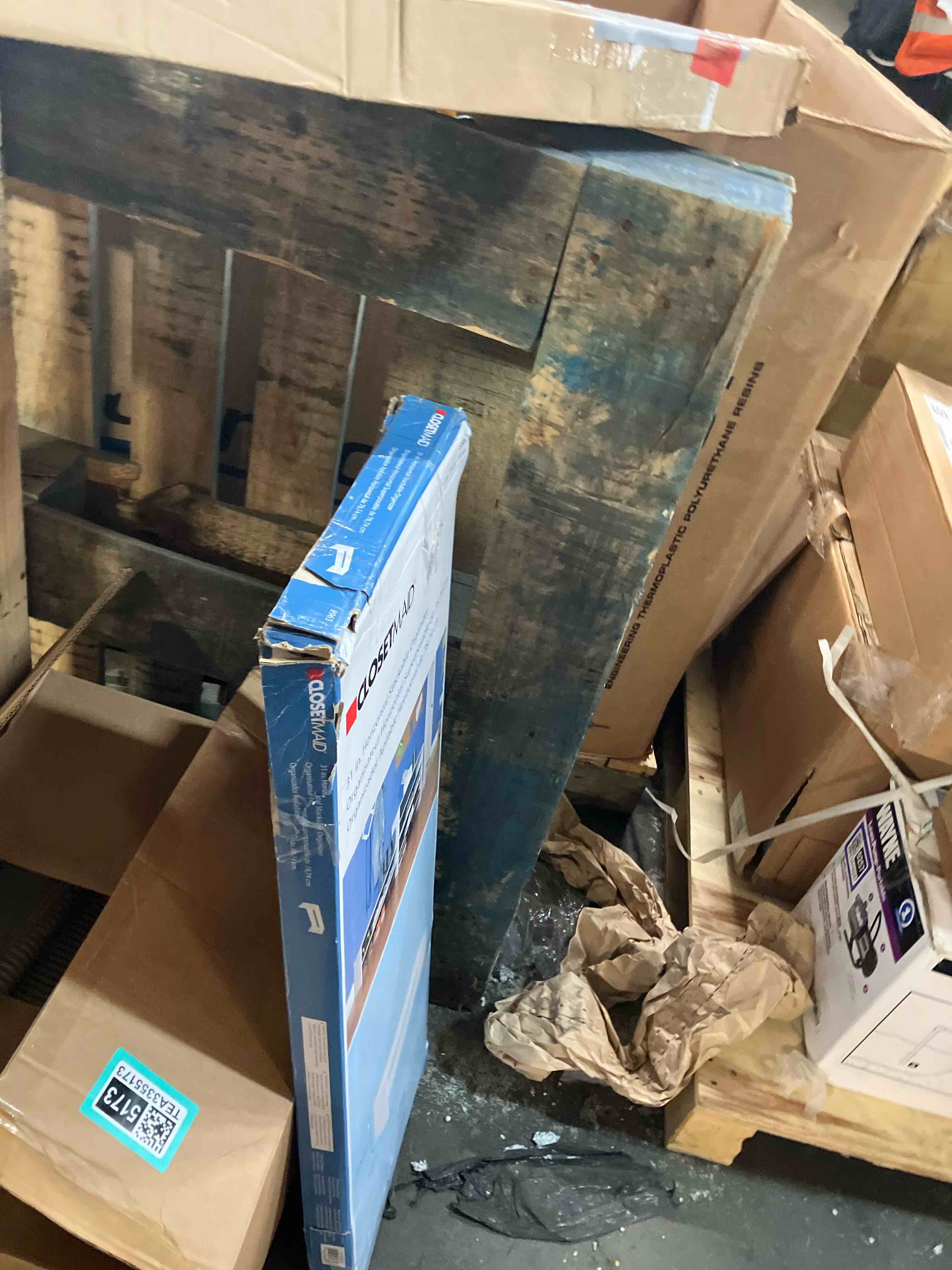 https://s3.amazonaws.com/lotting-images-prod/phillipi/TEA3355174_1760103797828.jpeg