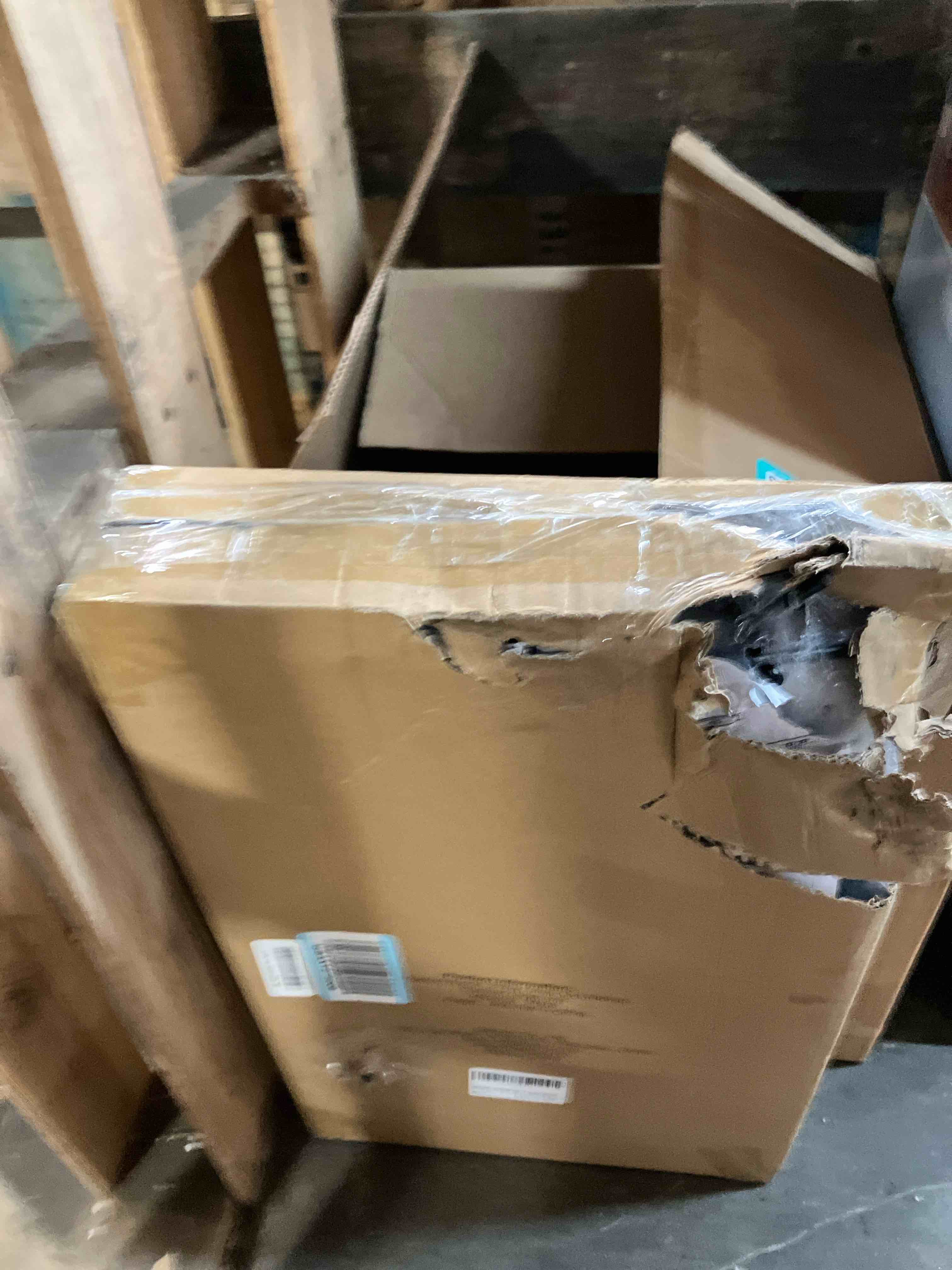 https://s3.amazonaws.com/lotting-images-prod/phillipi/TEA3355176_1760105012052.jpeg