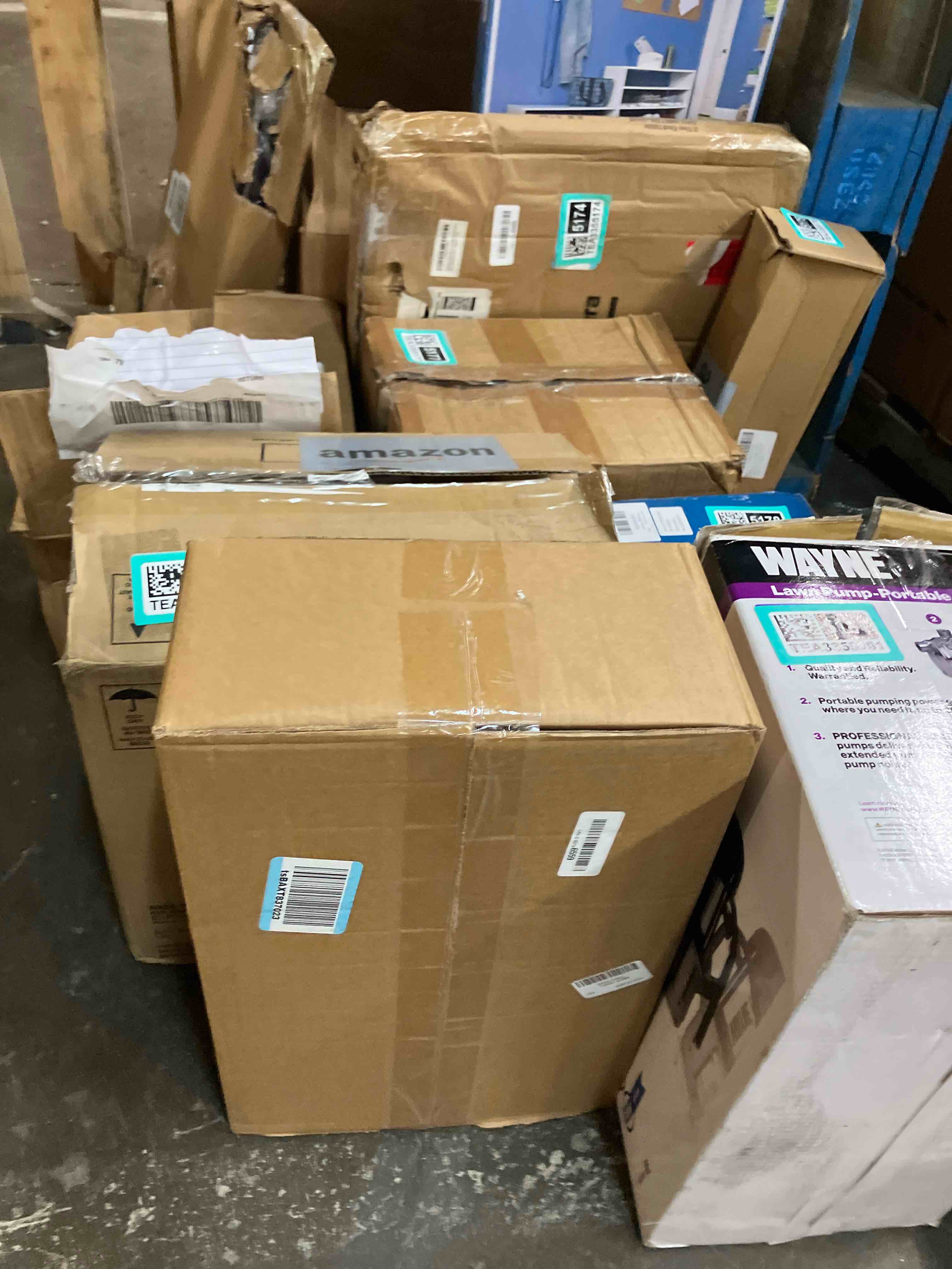 https://s3.amazonaws.com/lotting-images-prod/phillipi/TEA3355182_1760105997672.jpeg
