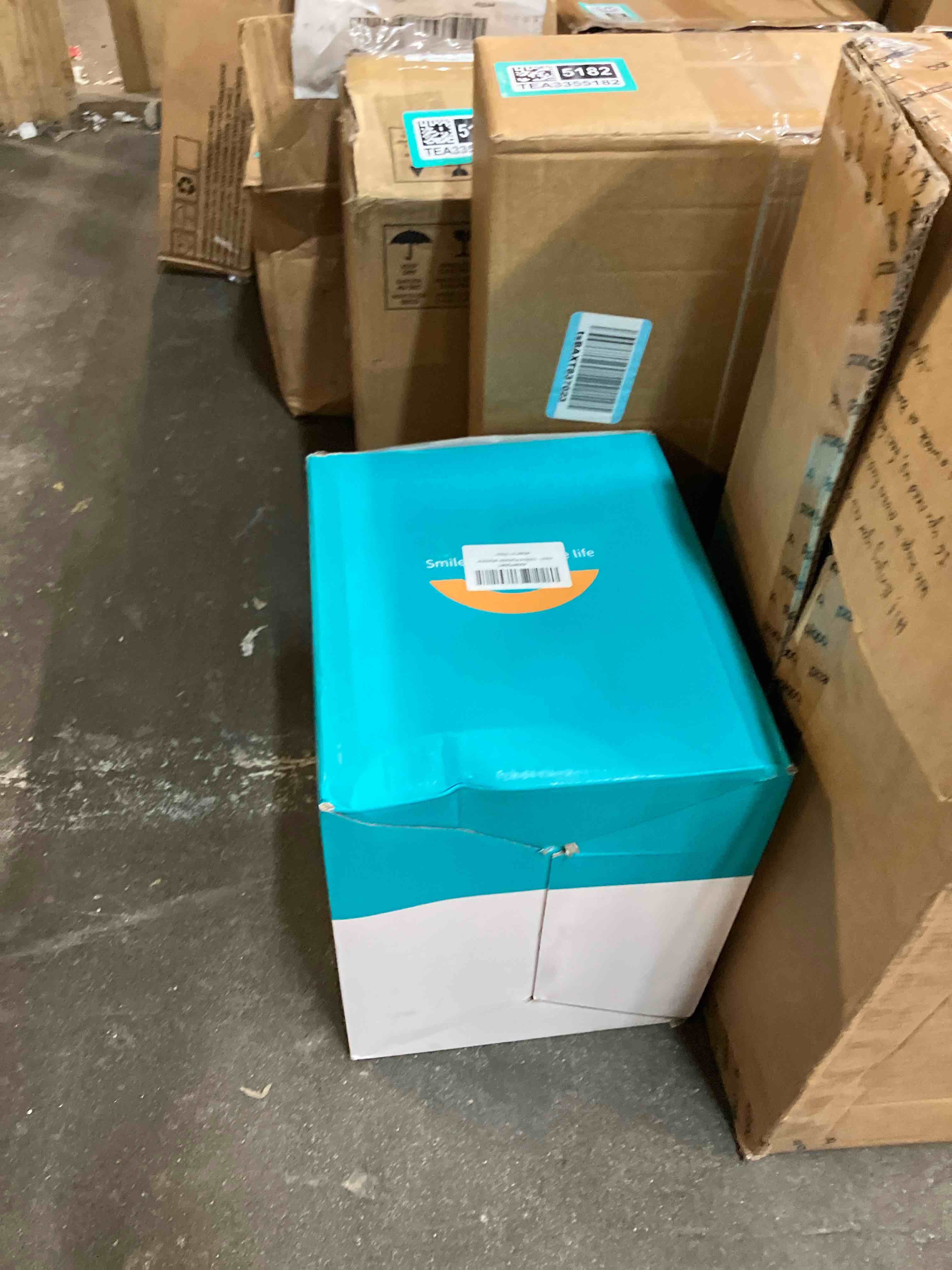 https://s3.amazonaws.com/lotting-images-prod/phillipi/TEA3355186_1760107054386.jpeg