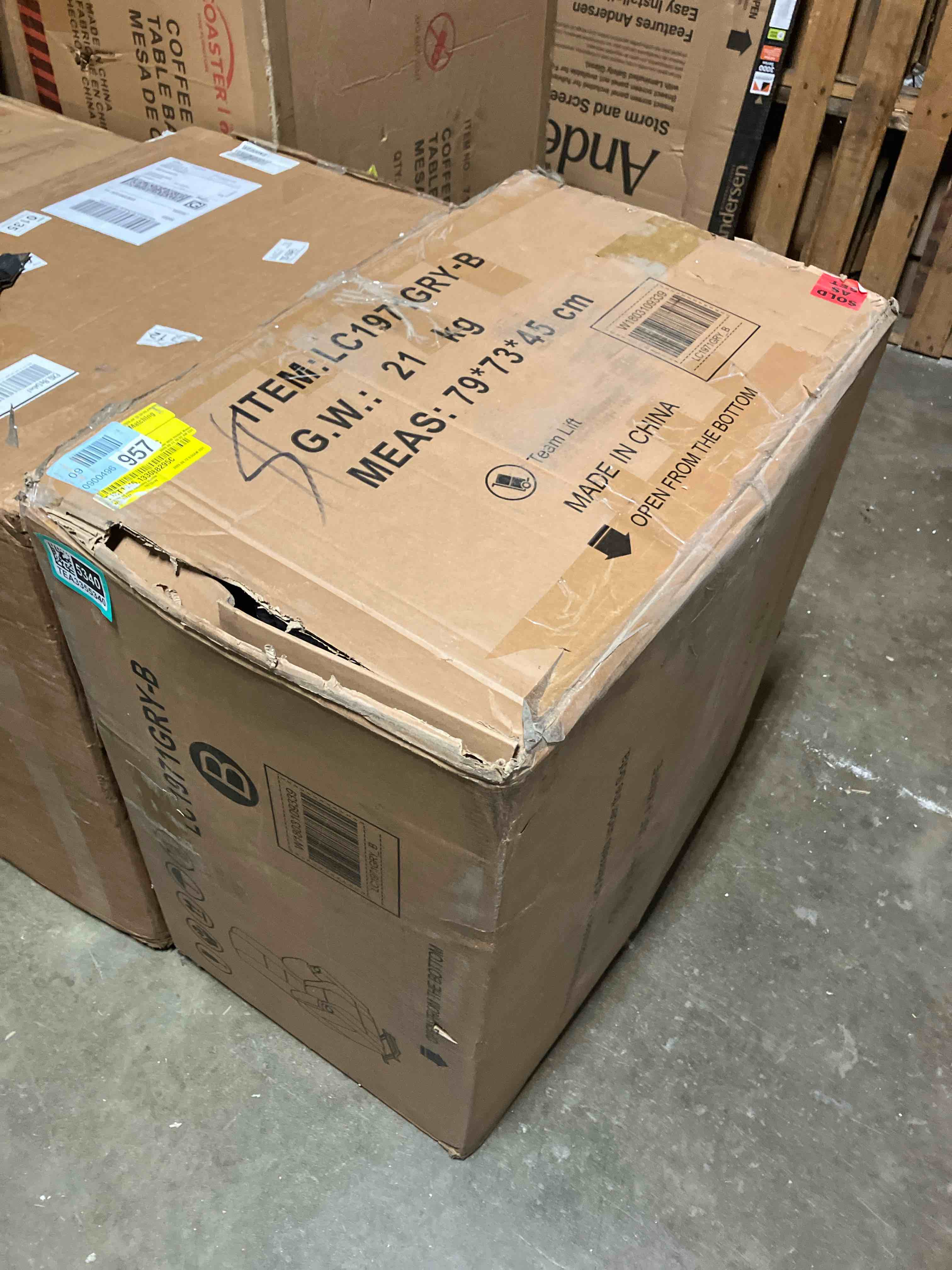https://s3.amazonaws.com/lotting-images-prod/phillipi/TEA3355340_1760474644310.jpeg