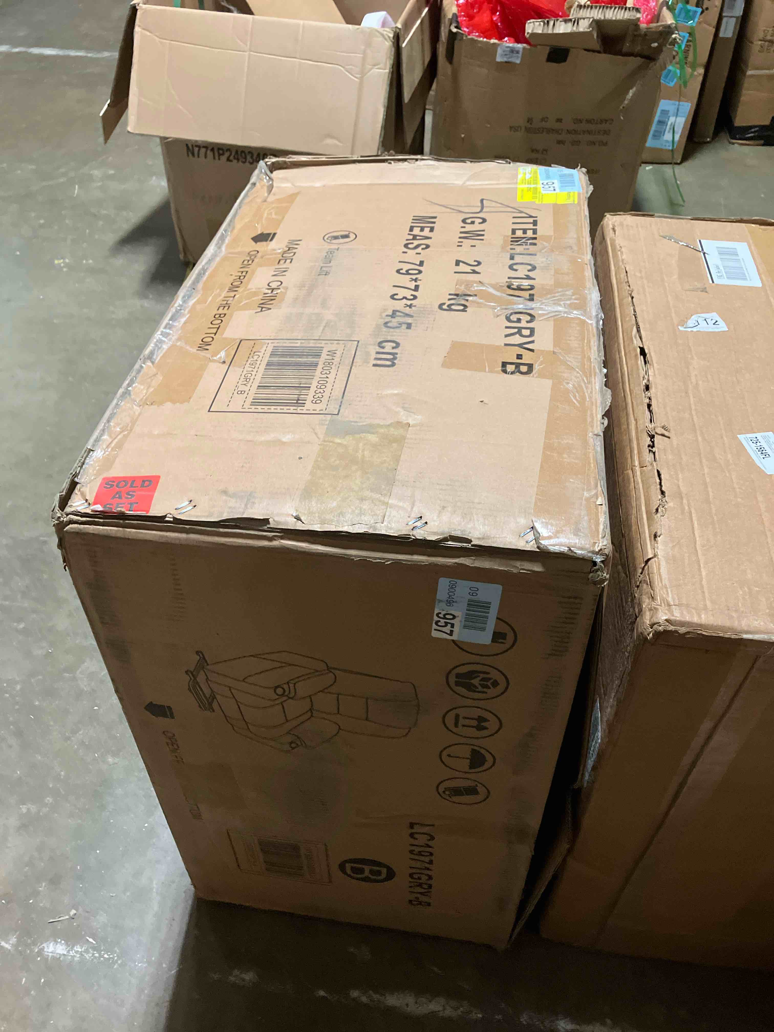 https://s3.amazonaws.com/lotting-images-prod/phillipi/TEA3355340_1760474654979.jpeg