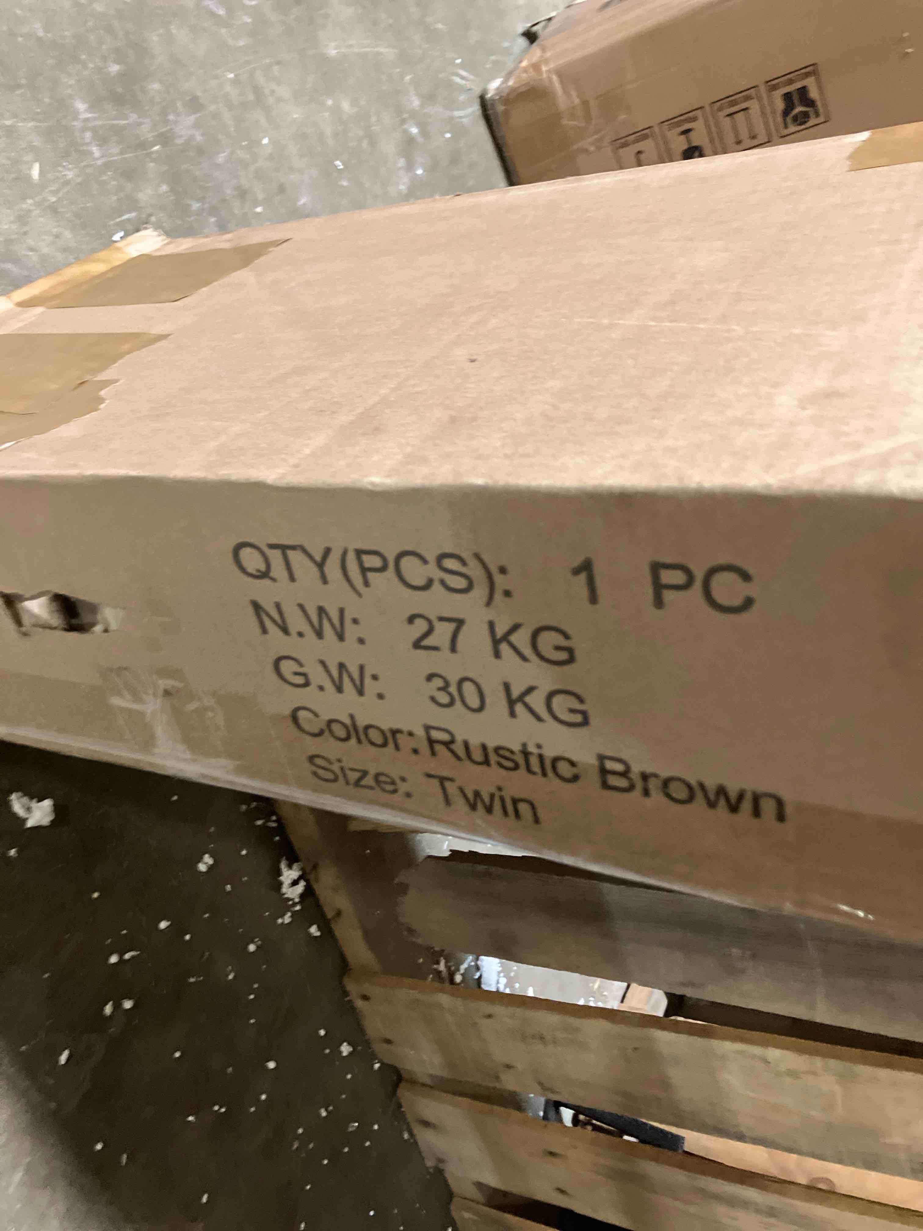 https://s3.amazonaws.com/lotting-images-prod/phillipi/TEA3355351_1760536046339.jpeg