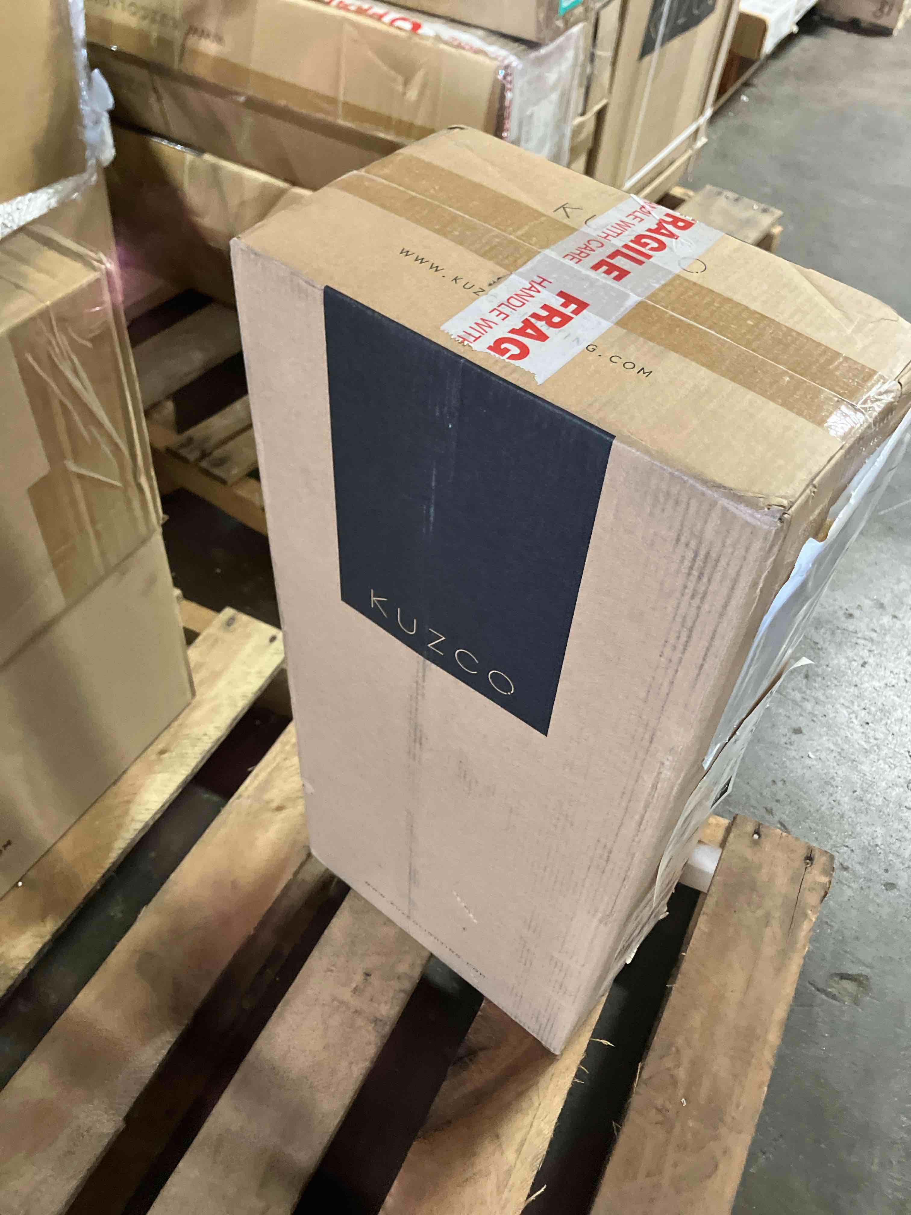 https://s3.amazonaws.com/lotting-images-prod/phillipi/TEA3355590_1760471672844.jpeg