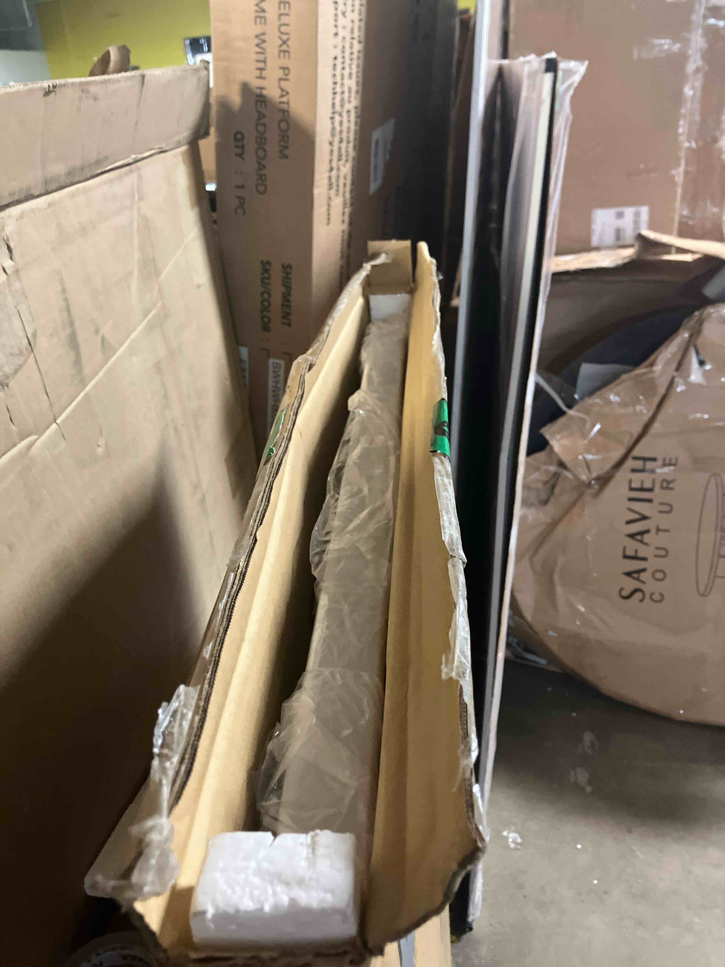 https://s3.amazonaws.com/lotting-images-prod/phillipi/TEA3355604_1760534491532.jpeg