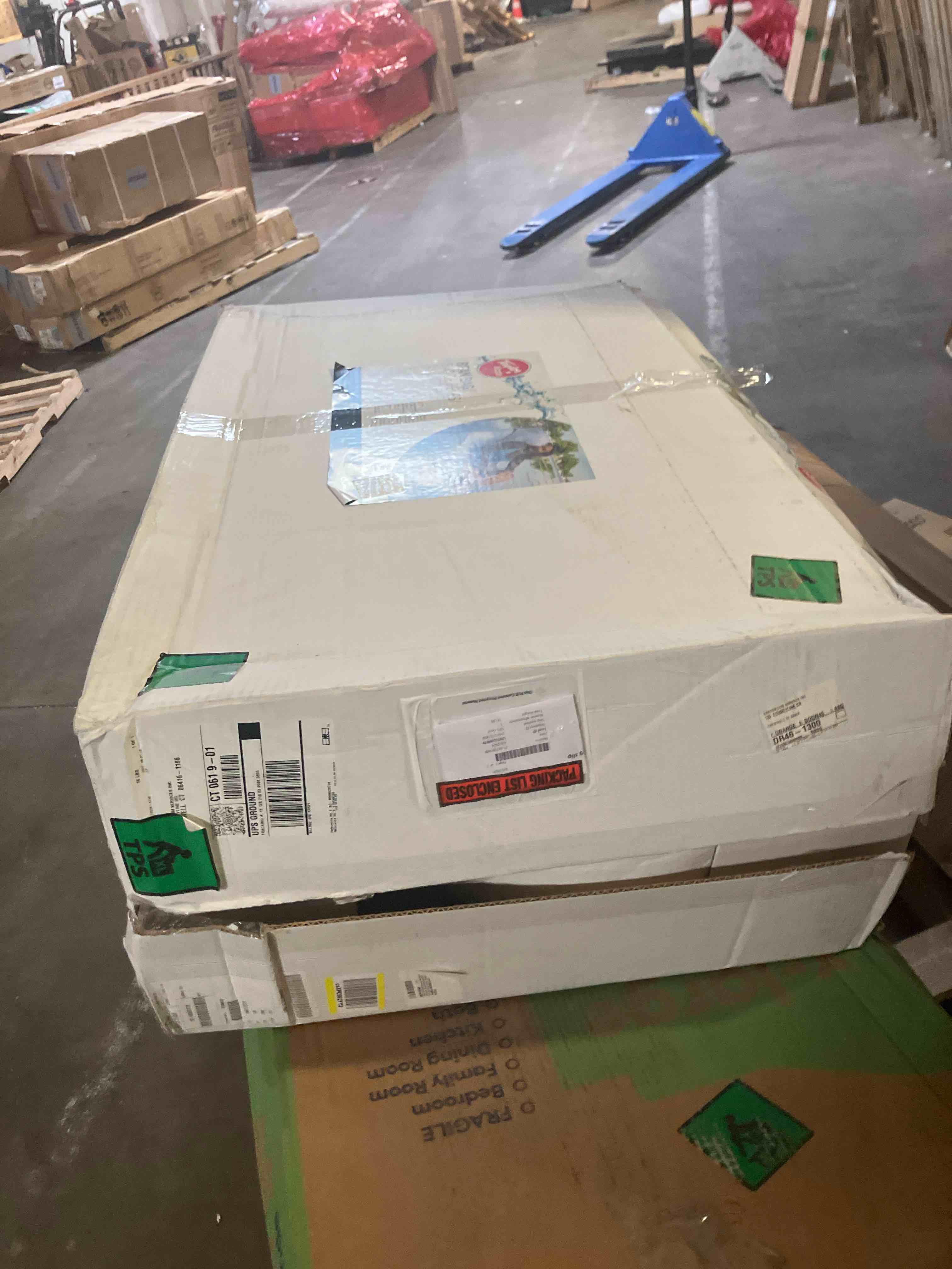 https://s3.amazonaws.com/lotting-images-prod/phillipi/TEA3355616_1760539157467.jpeg