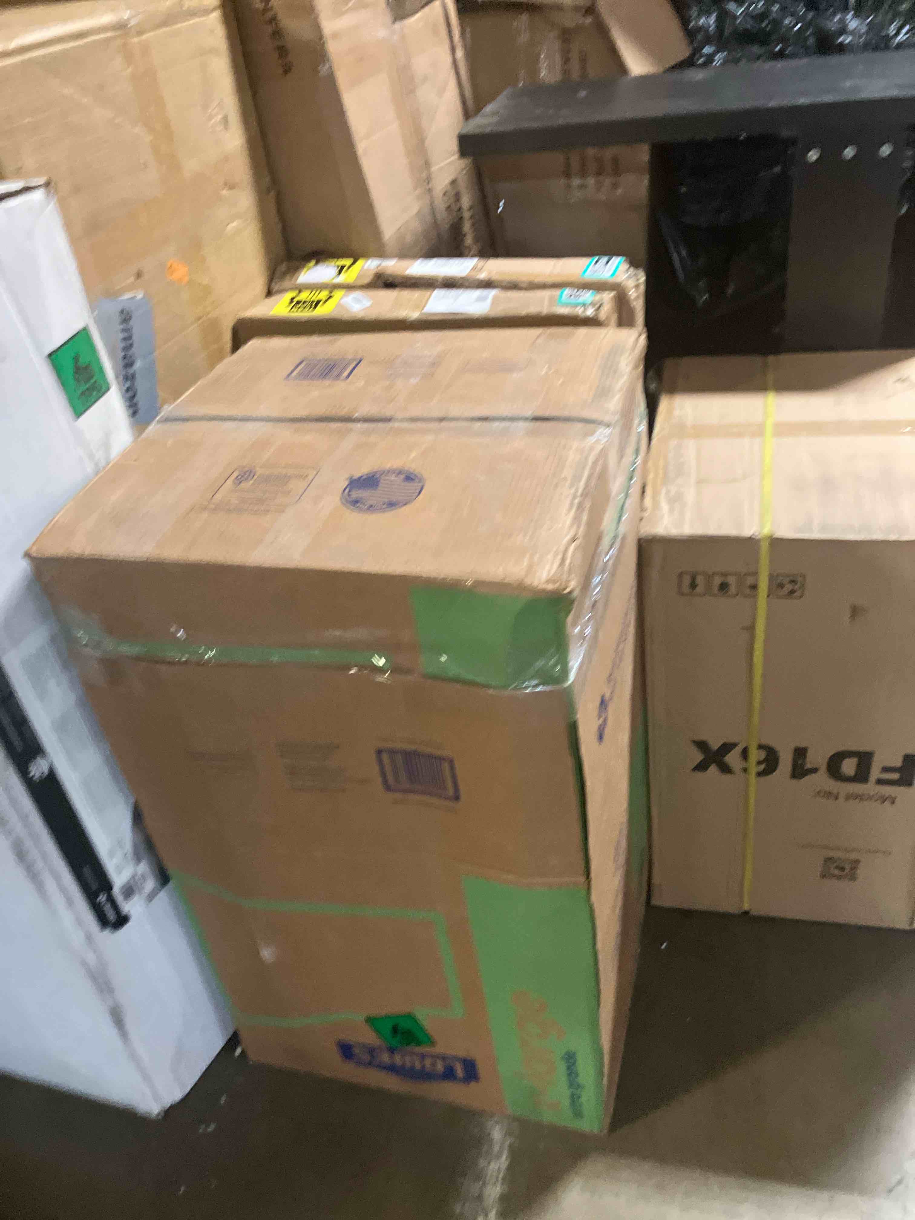 https://s3.amazonaws.com/lotting-images-prod/phillipi/TEA3355618_1760539863503.jpeg