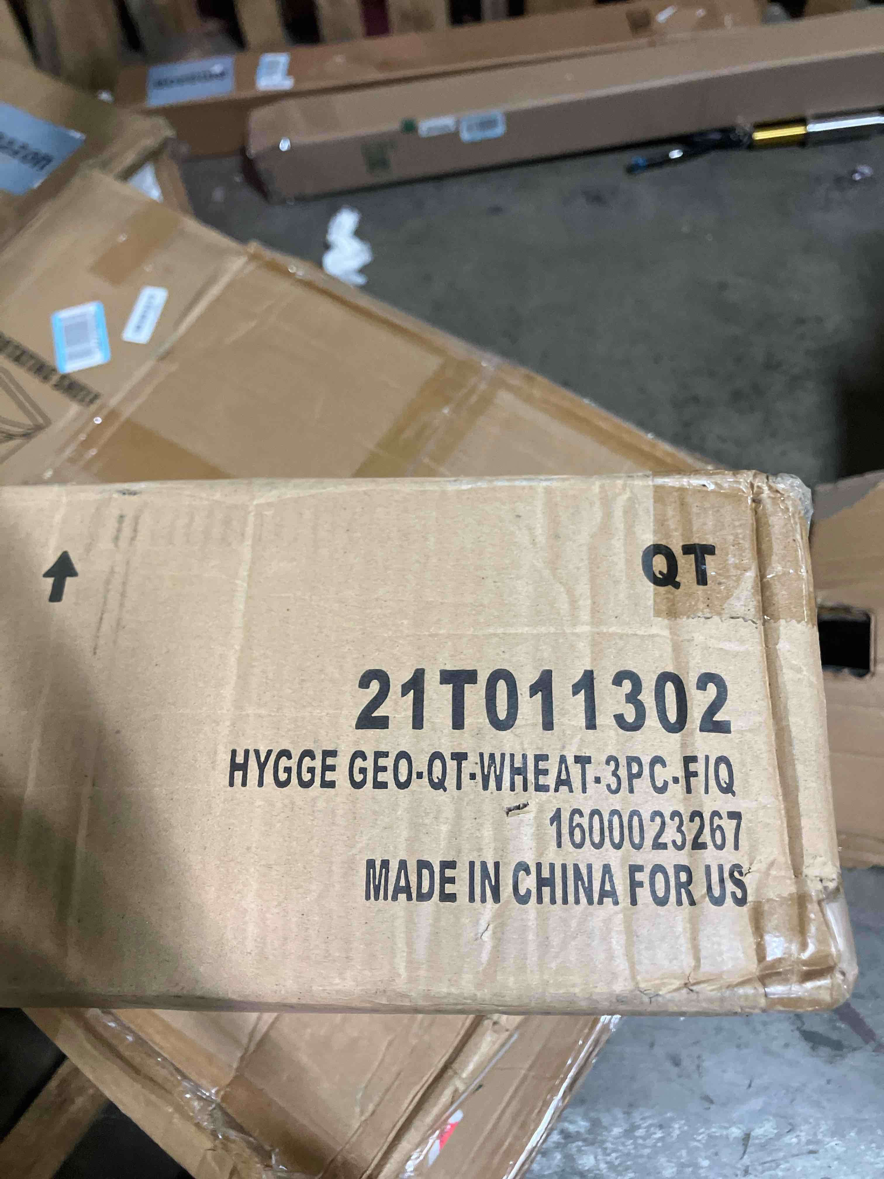 https://s3.amazonaws.com/lotting-images-prod/phillipi/TEA3355758_1760642387876.jpeg