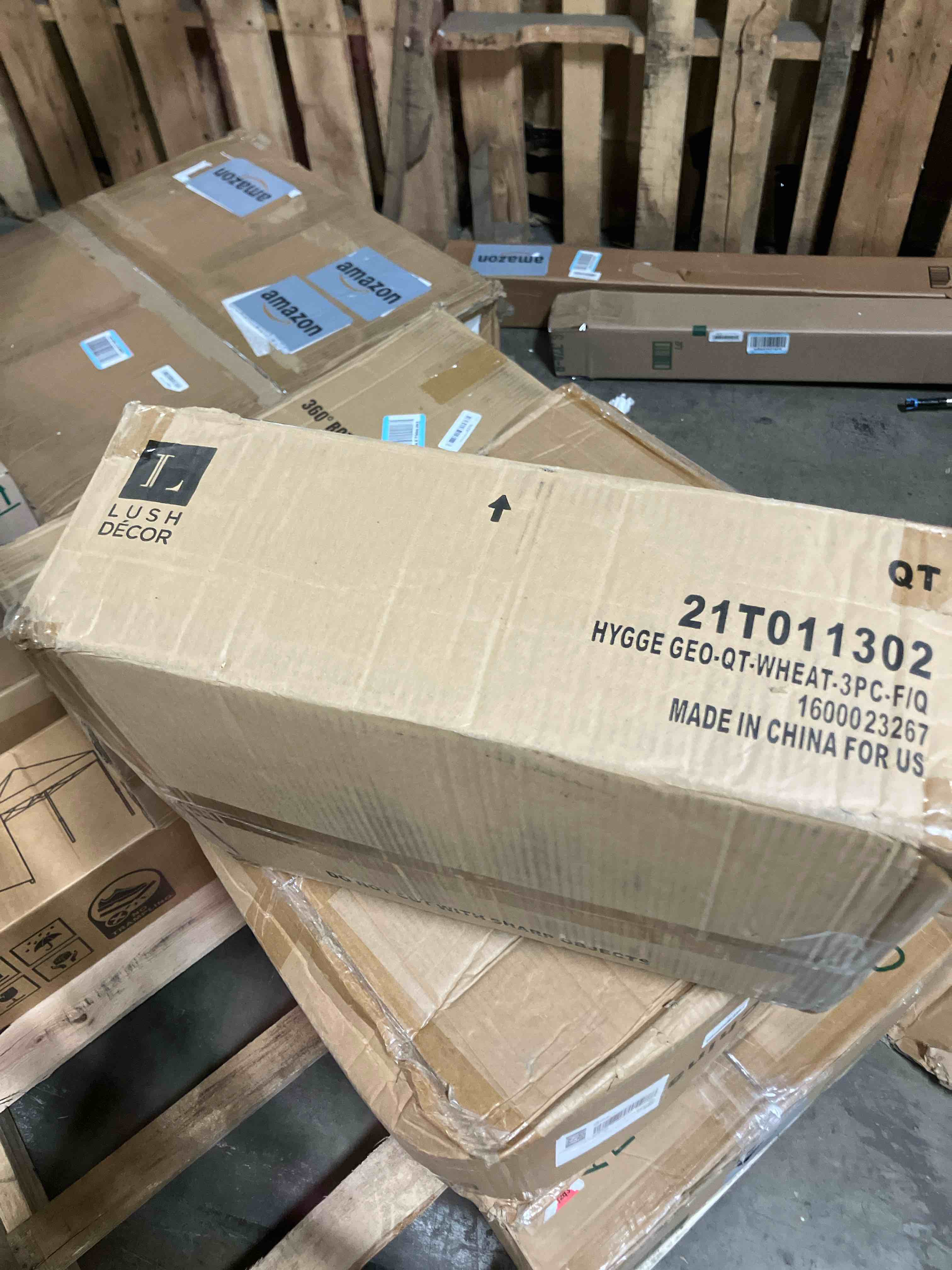 https://s3.amazonaws.com/lotting-images-prod/phillipi/TEA3355758_1760642390197.jpeg