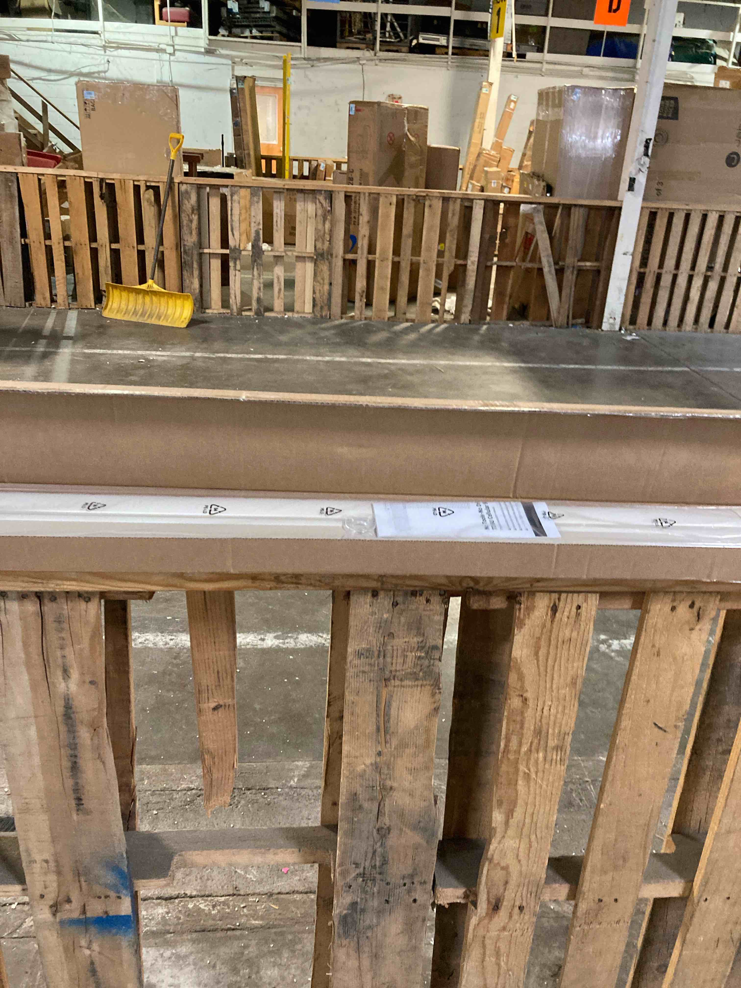 https://s3.amazonaws.com/lotting-images-prod/phillipi/TEA3355818_1760642845993.jpeg
