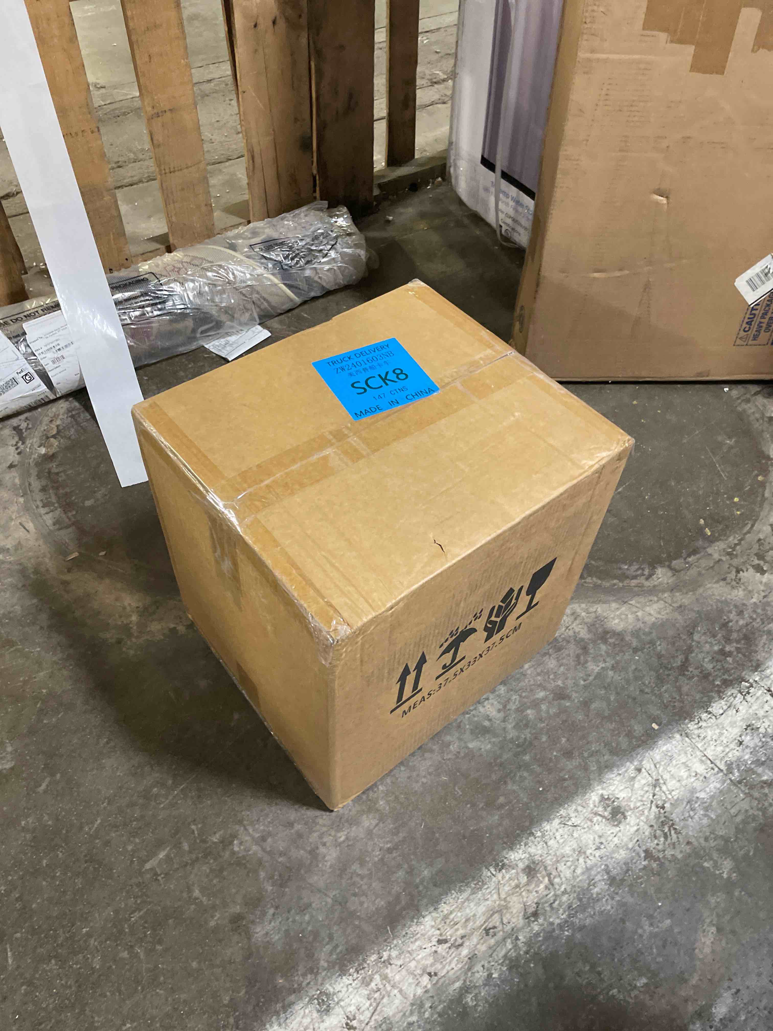 https://s3.amazonaws.com/lotting-images-prod/phillipi/TEA3355822_1760643787777.jpeg