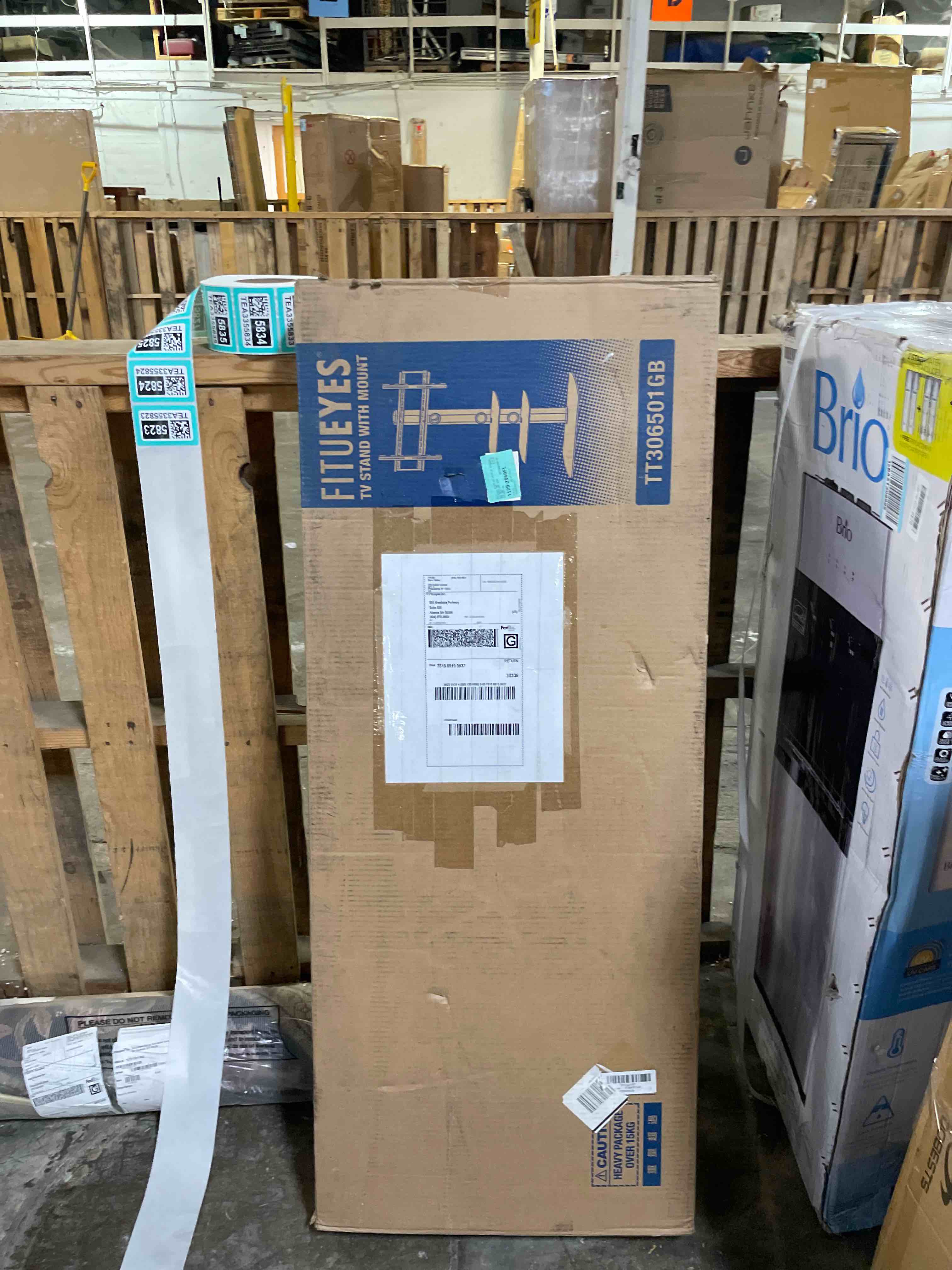 https://s3.amazonaws.com/lotting-images-prod/phillipi/TEA3355823_1760644131457.jpeg