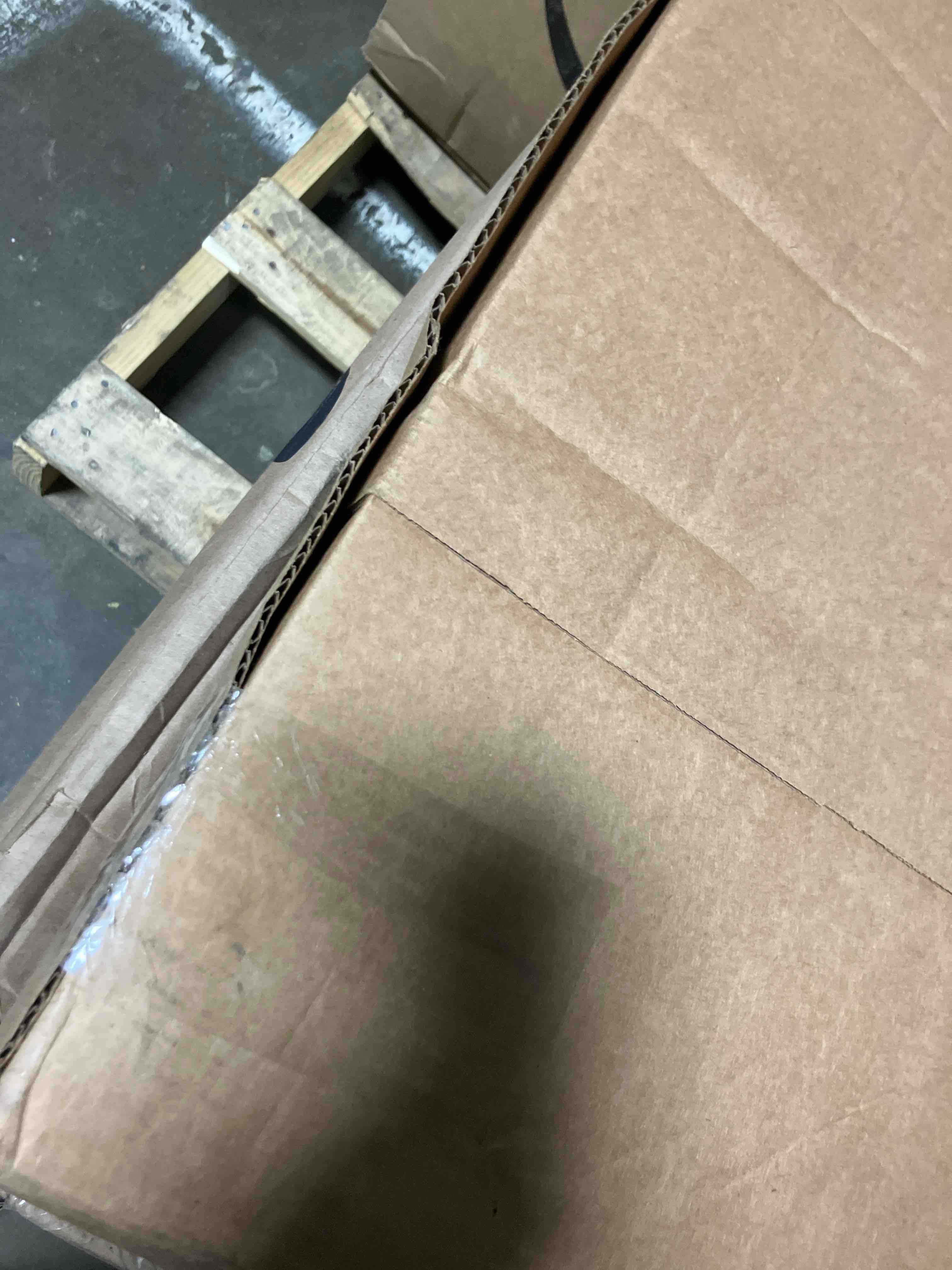 https://s3.amazonaws.com/lotting-images-prod/phillipi/TEA3355973_1761058197041.jpeg