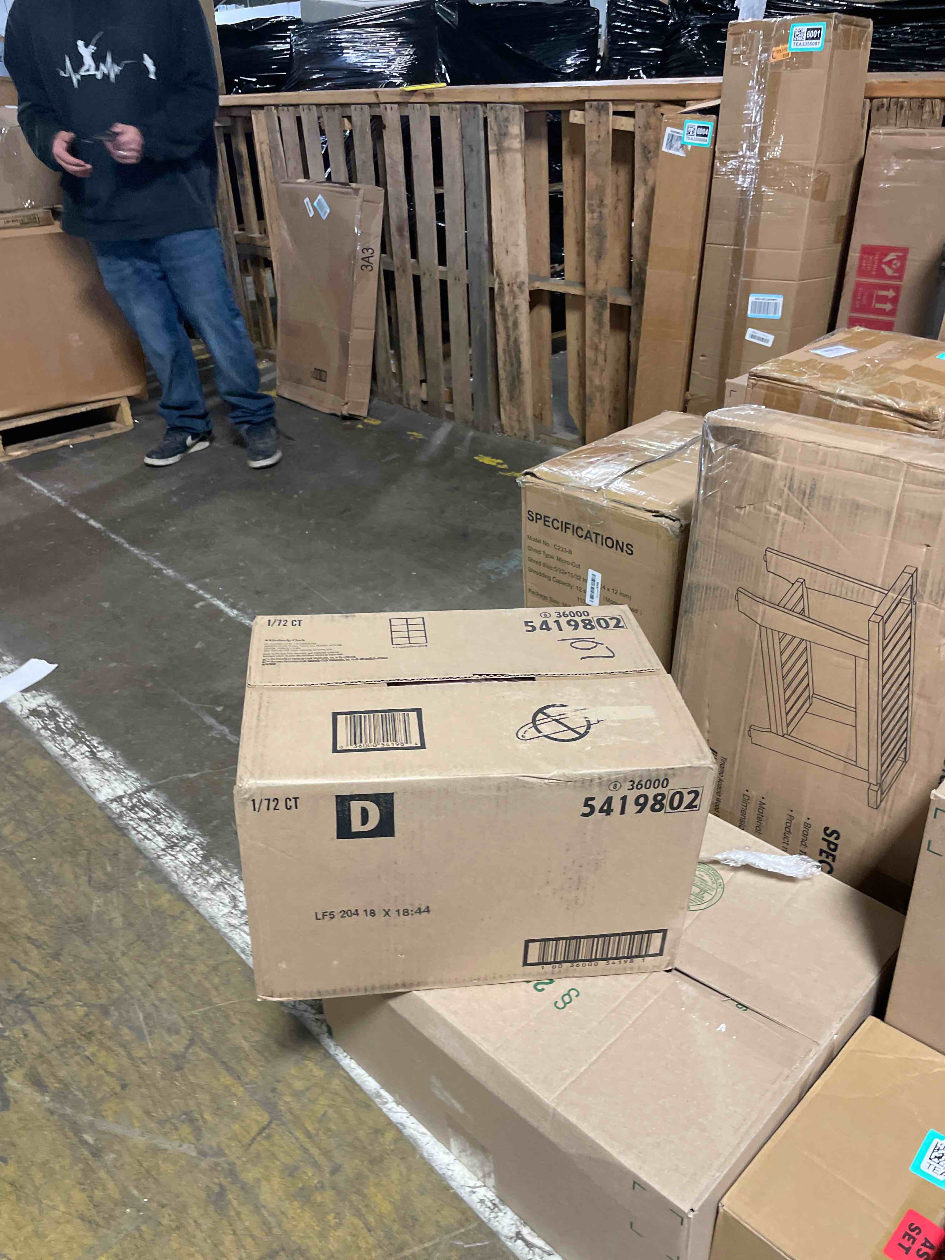 https://s3.amazonaws.com/lotting-images-prod/phillipi/TEA3356010_1761066749741.jpeg