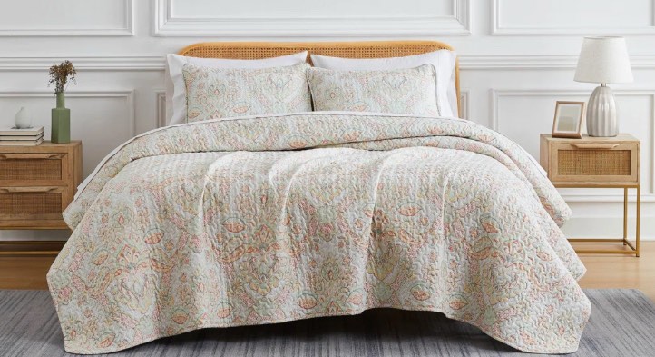 Enchantment Microfiber Quilt Set