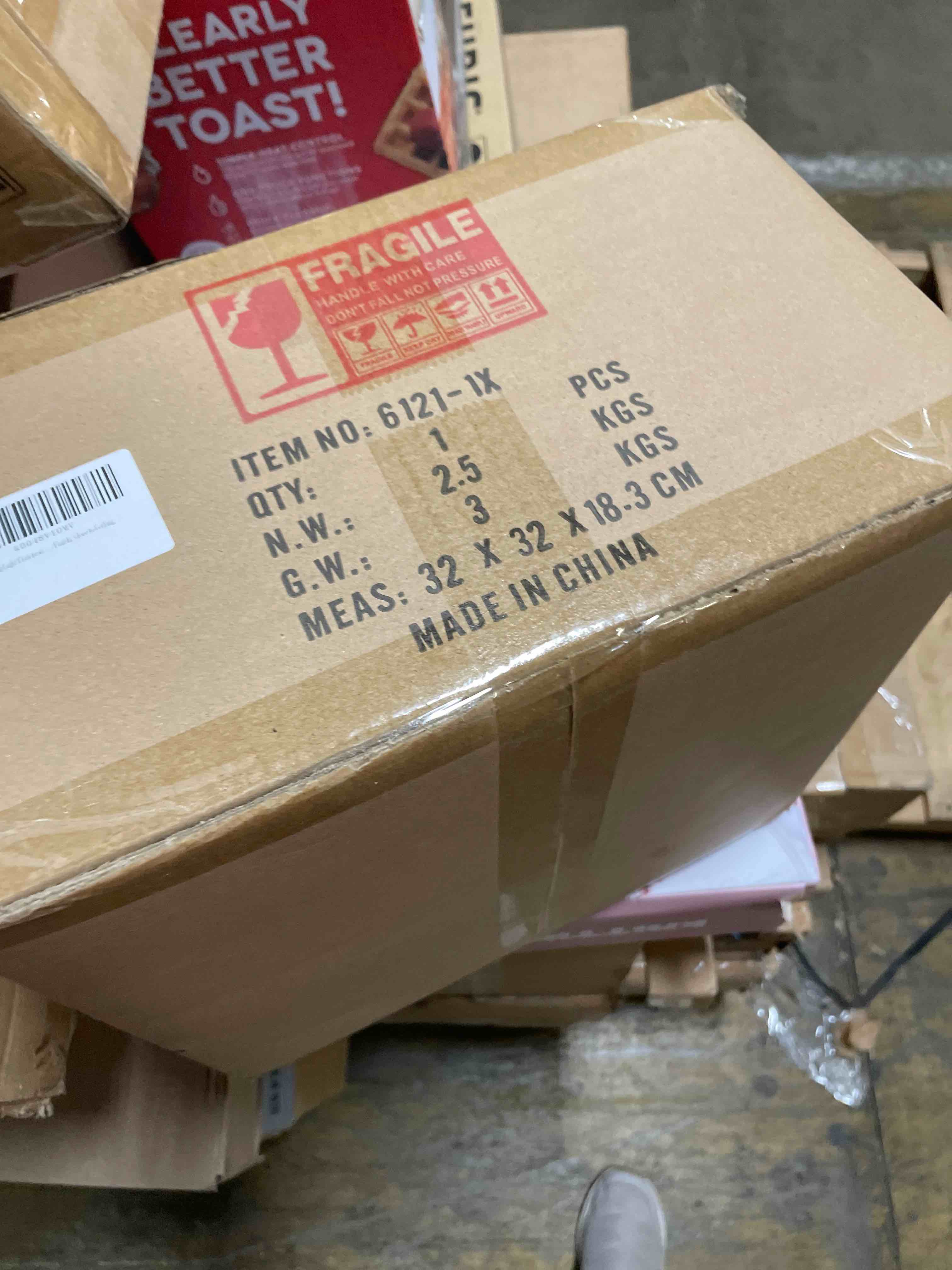 Condition photo showing New/Like New for Glass Ceiling Light, Clear Ribbed Glass Ceiling Light Fixture with Black Metal Frame, Modern Semi Flush Mount Ceiling Light for Hallway, Bedroom, Bathroom, Entryway, Kitchen Black2