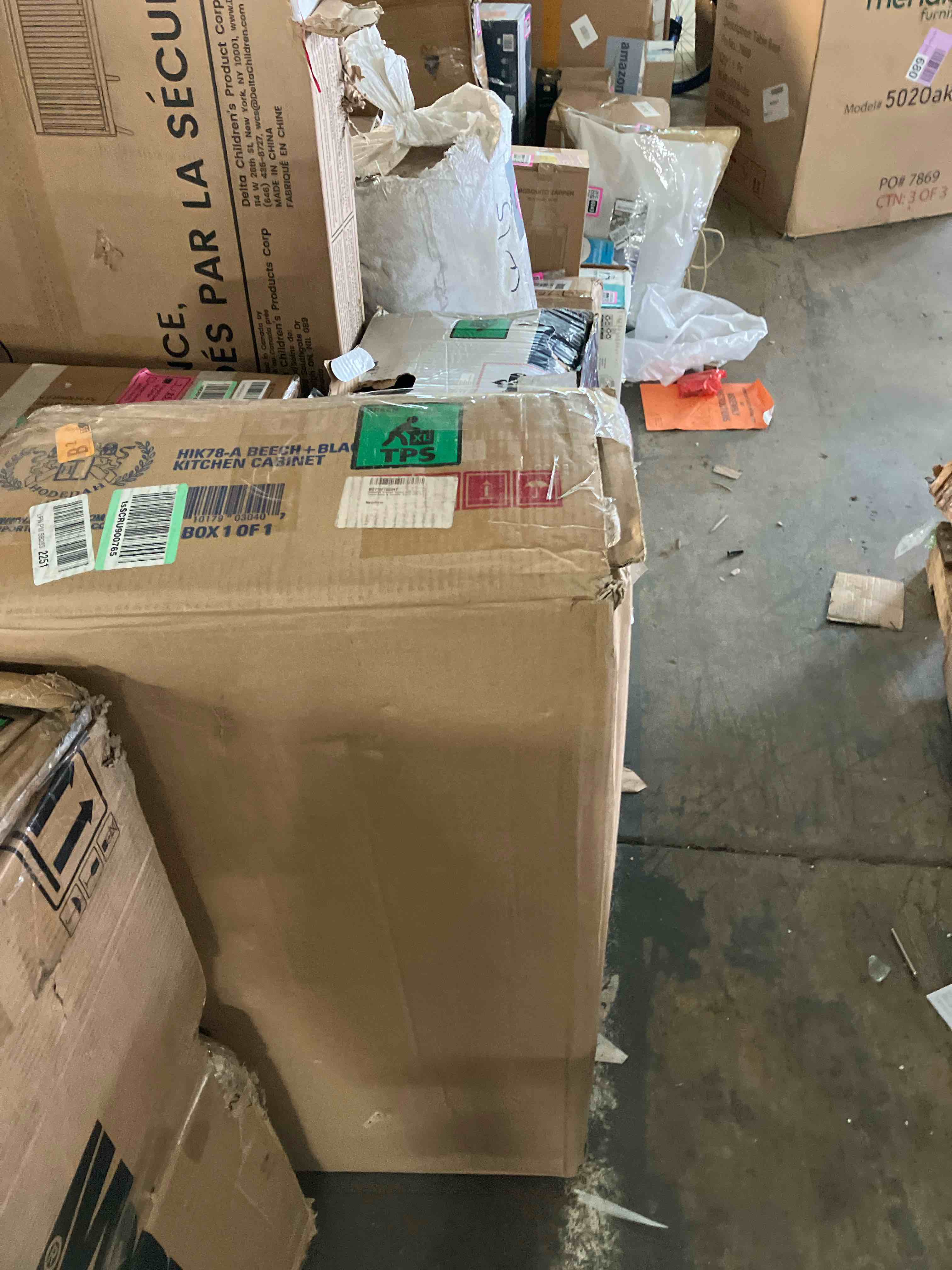 https://s3.amazonaws.com/lotting-images-prod/phillipi/TEA3358055_1754414594851.jpeg