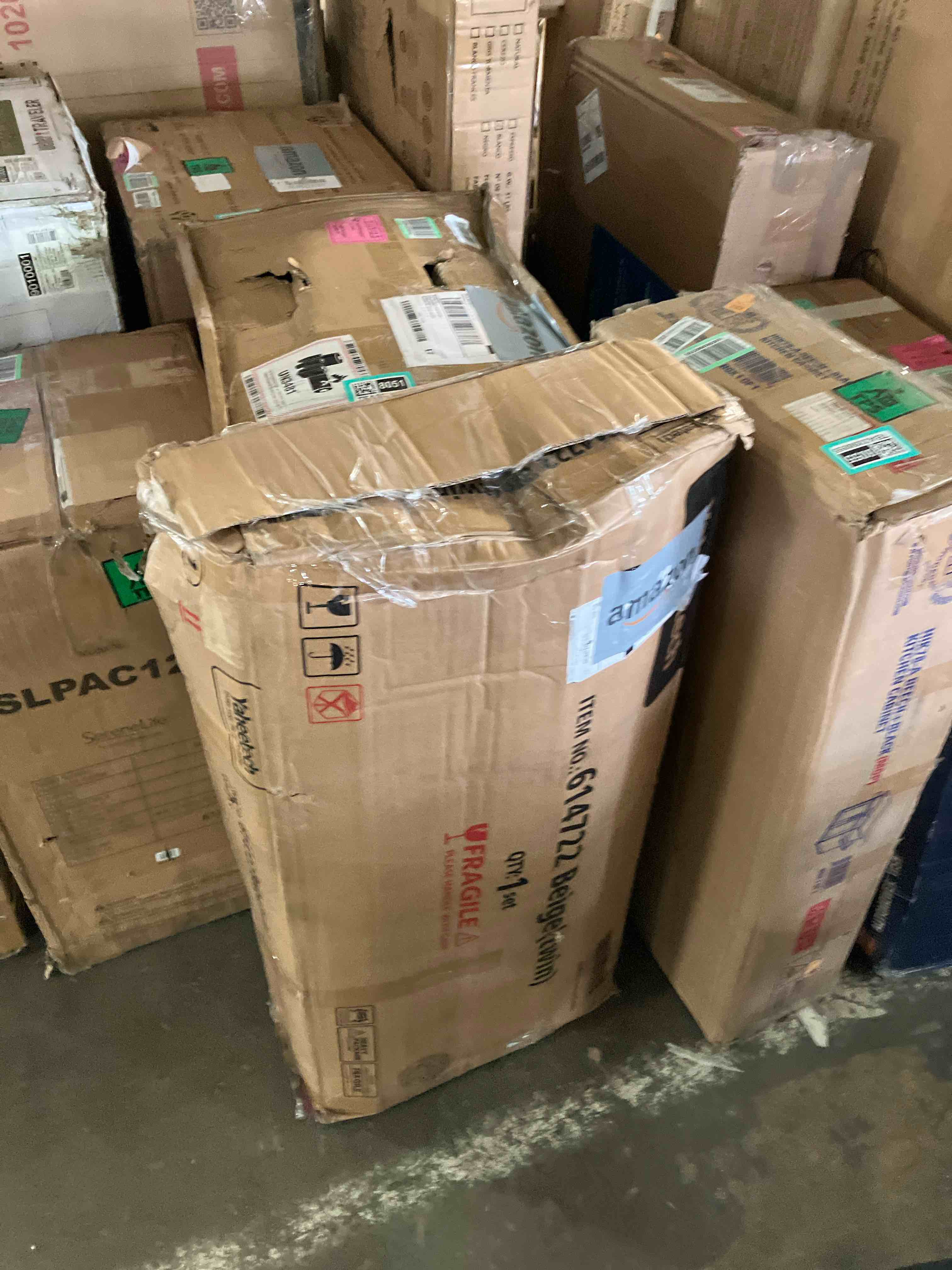 https://s3.amazonaws.com/lotting-images-prod/phillipi/TEA3358058_1754415050971.jpeg