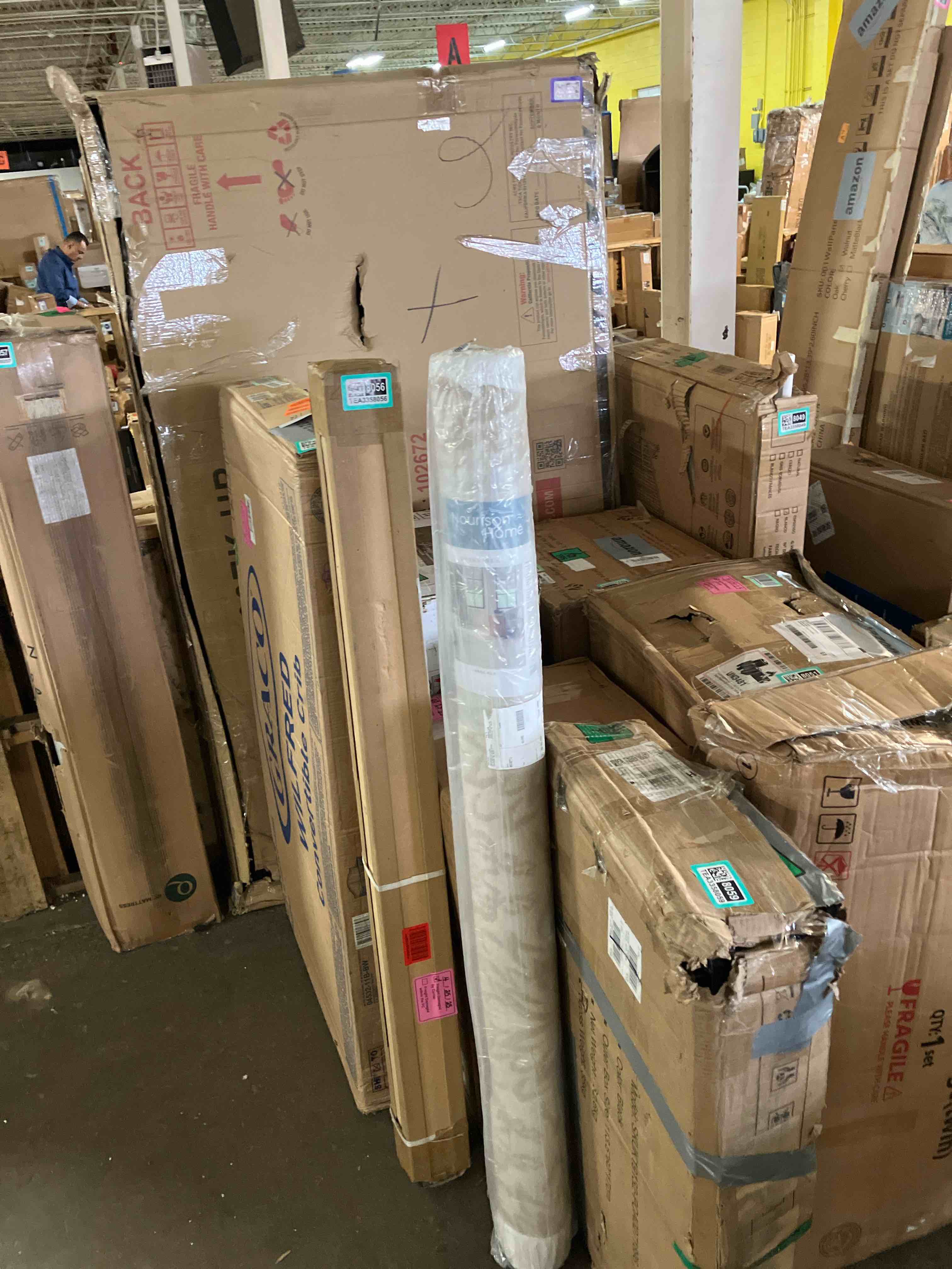 https://s3.amazonaws.com/lotting-images-prod/phillipi/TEA3358060_1754415329828.jpeg