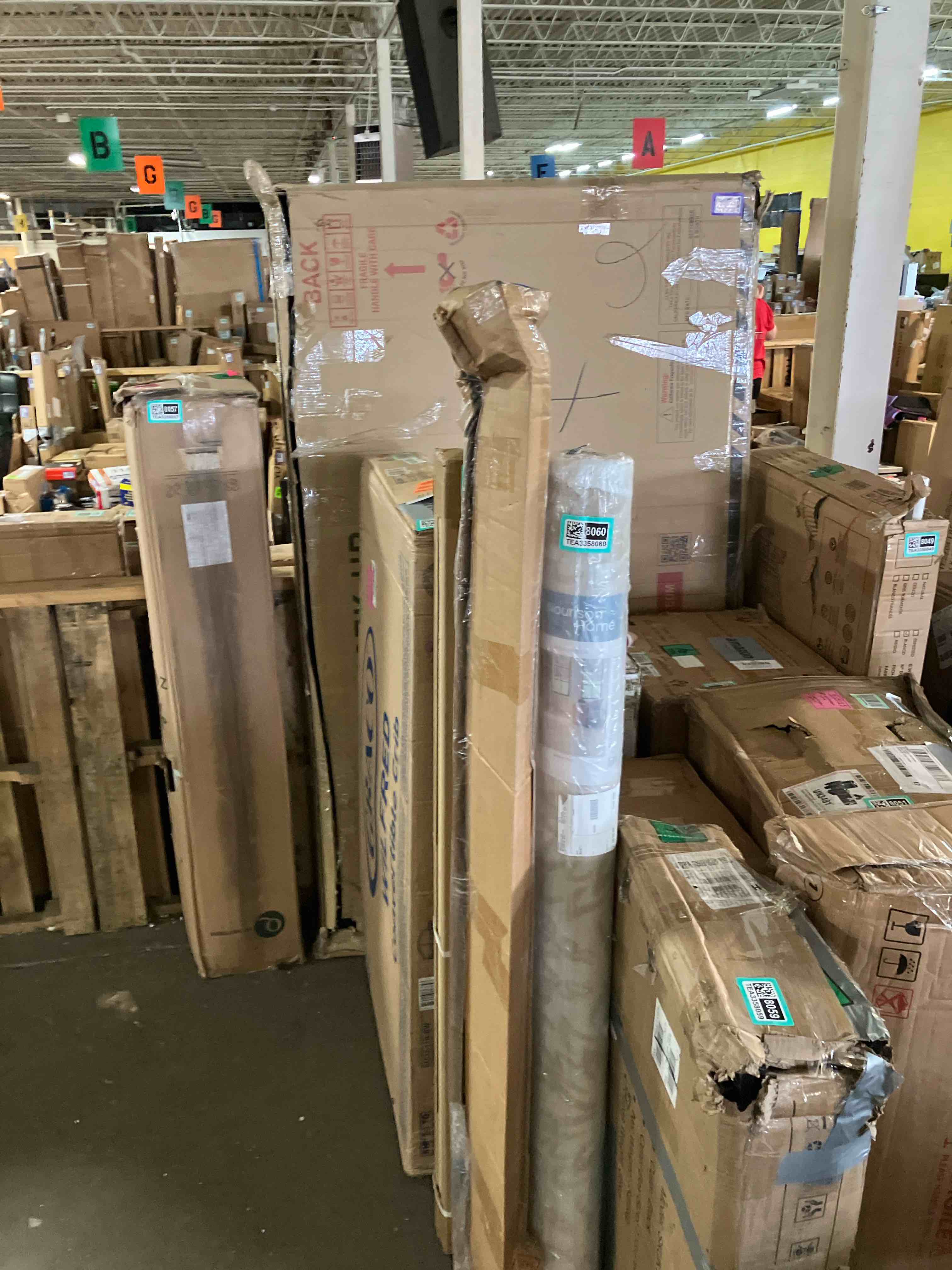 https://s3.amazonaws.com/lotting-images-prod/phillipi/TEA3358061_1754415531175.jpeg