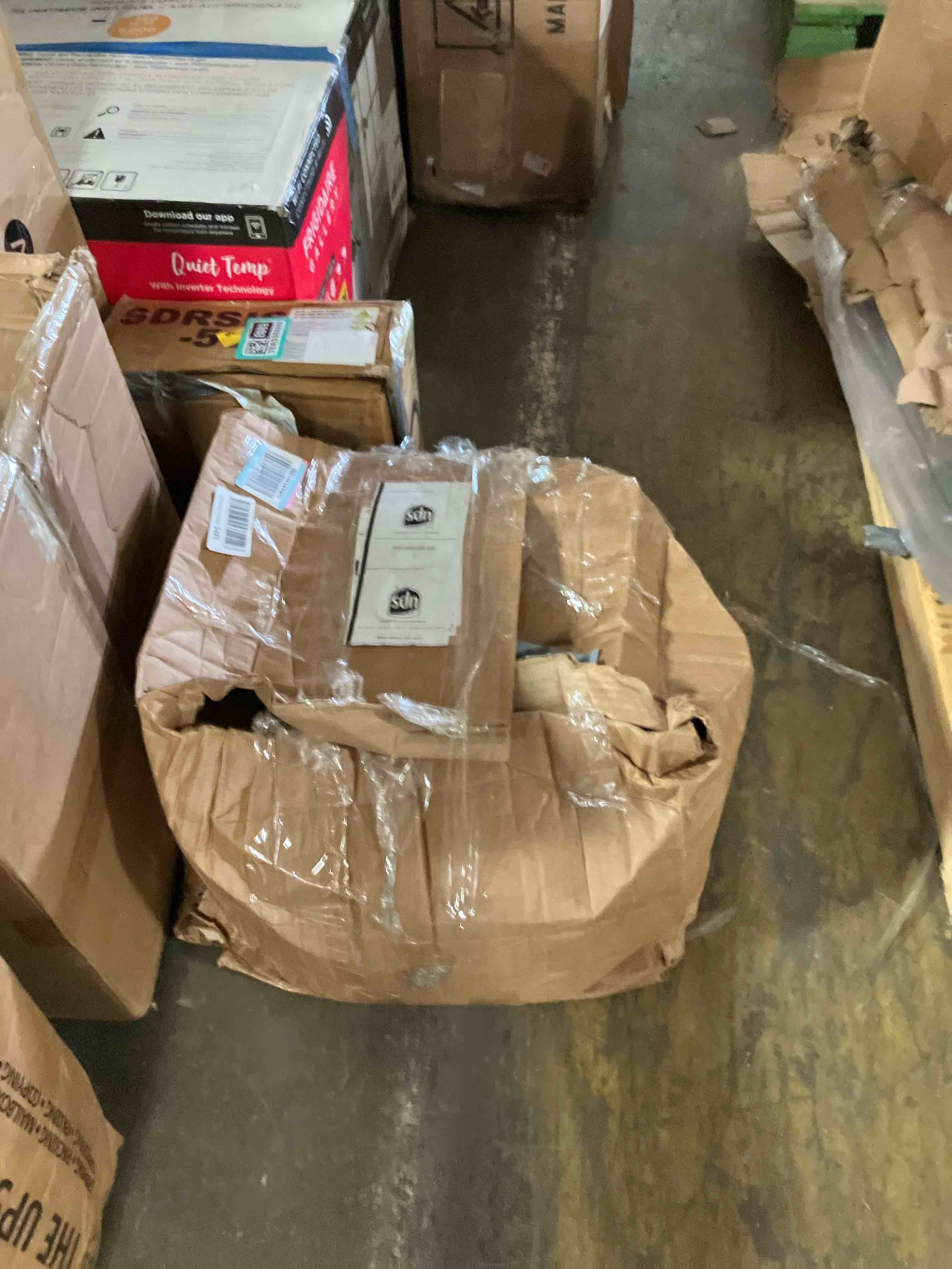 https://s3.amazonaws.com/lotting-images-prod/phillipi/TEA3358096_1754425817120.jpeg