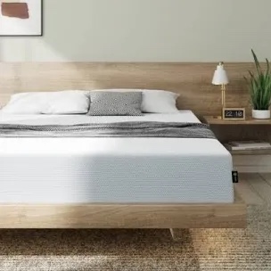 ZINUS 10 Inch Green Tea Memory Foam Mattress [New Version], Queen, Fiberglass free, Medium Firm Feel, Zoned Pressure Relief, Certified Safe Foams & Fabric, Mattress in A Box