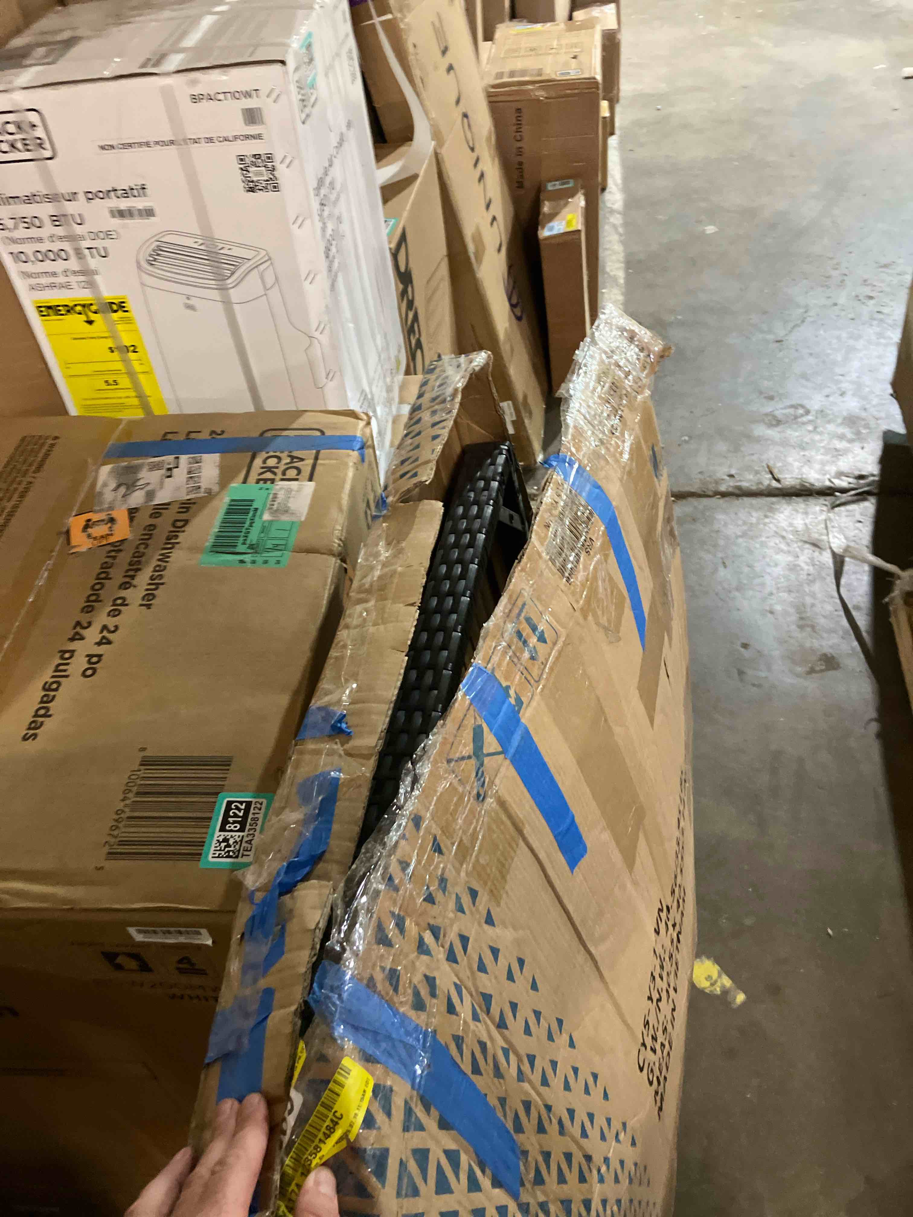 https://s3.amazonaws.com/lotting-images-prod/phillipi/TEA3358118_1754483503076.jpeg