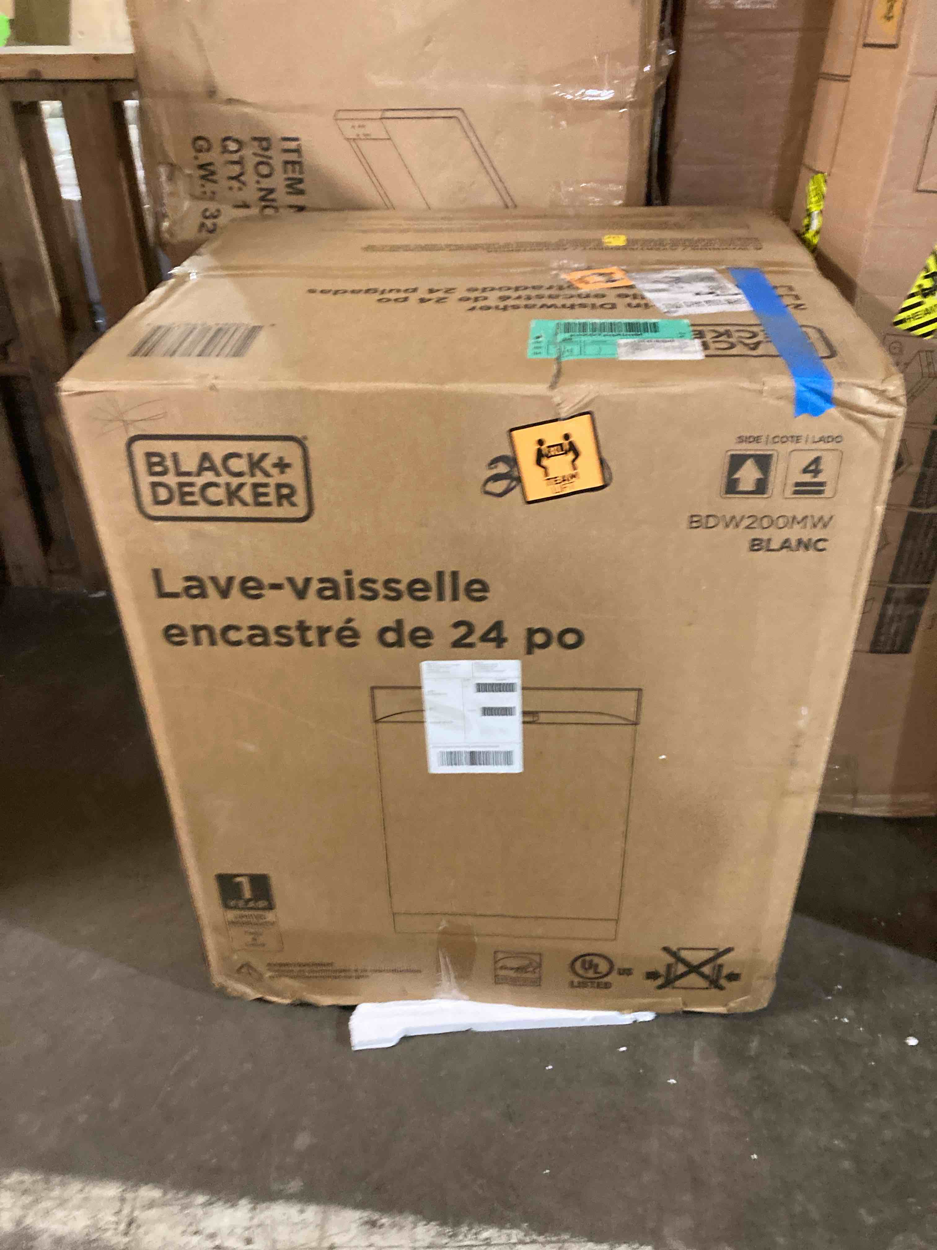 https://s3.amazonaws.com/lotting-images-prod/phillipi/TEA3358122_1754419080071.jpeg