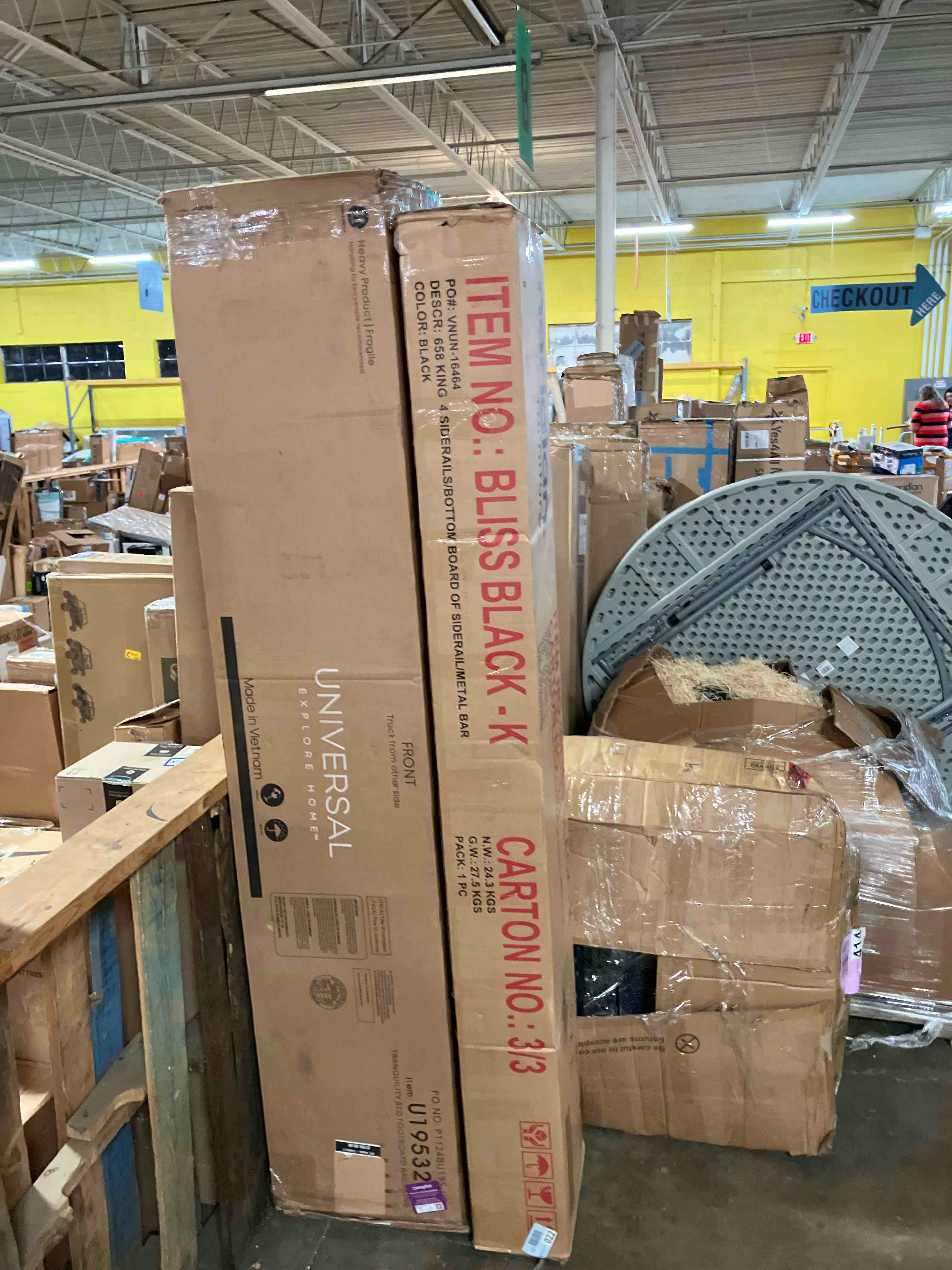 https://s3.amazonaws.com/lotting-images-prod/phillipi/TEA3358136_1754429690134.jpeg