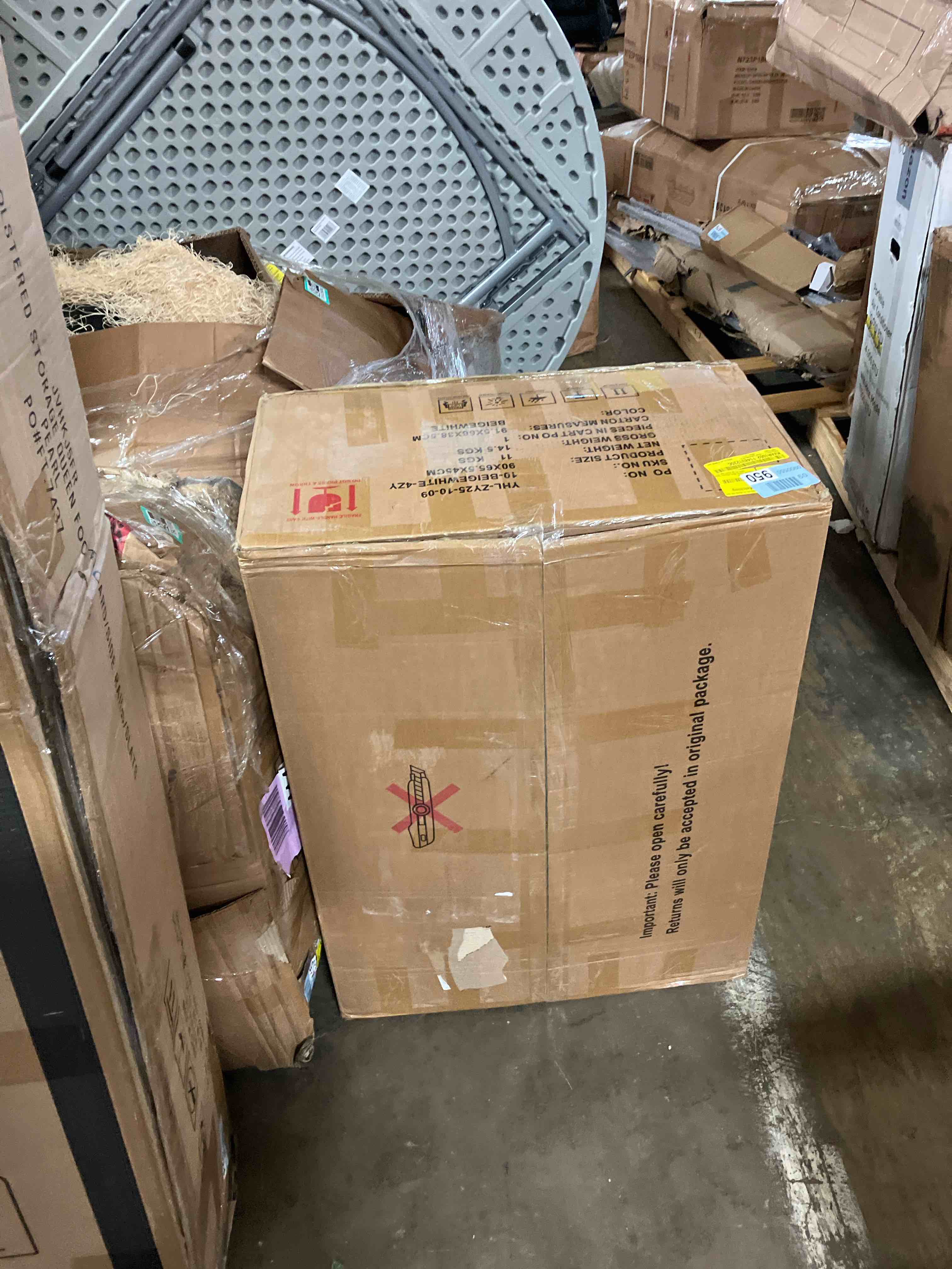 https://s3.amazonaws.com/lotting-images-prod/phillipi/TEA3358138_1754430442848.jpeg