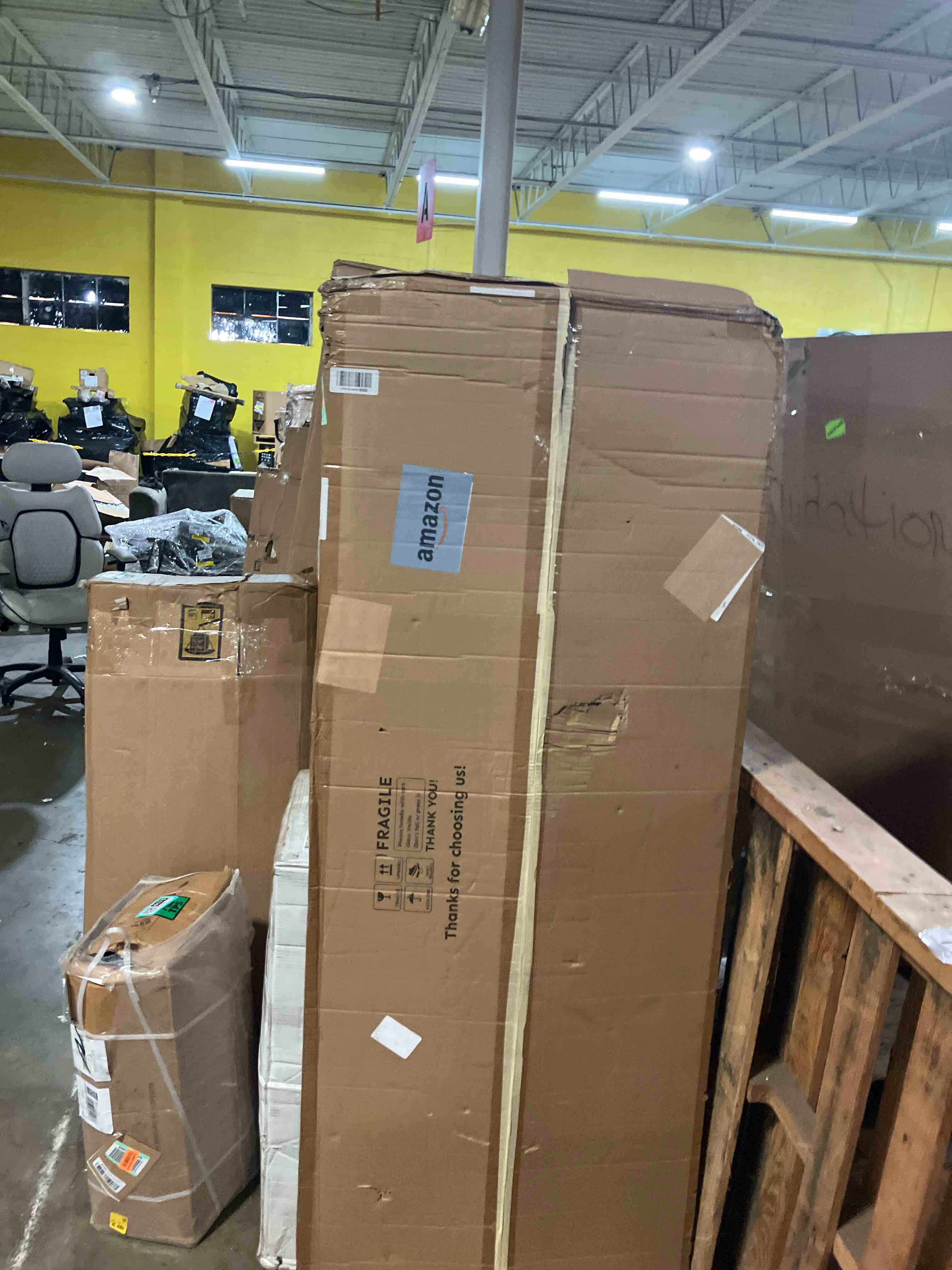 https://s3.amazonaws.com/lotting-images-prod/phillipi/TEA3358176_1754501958594.jpeg