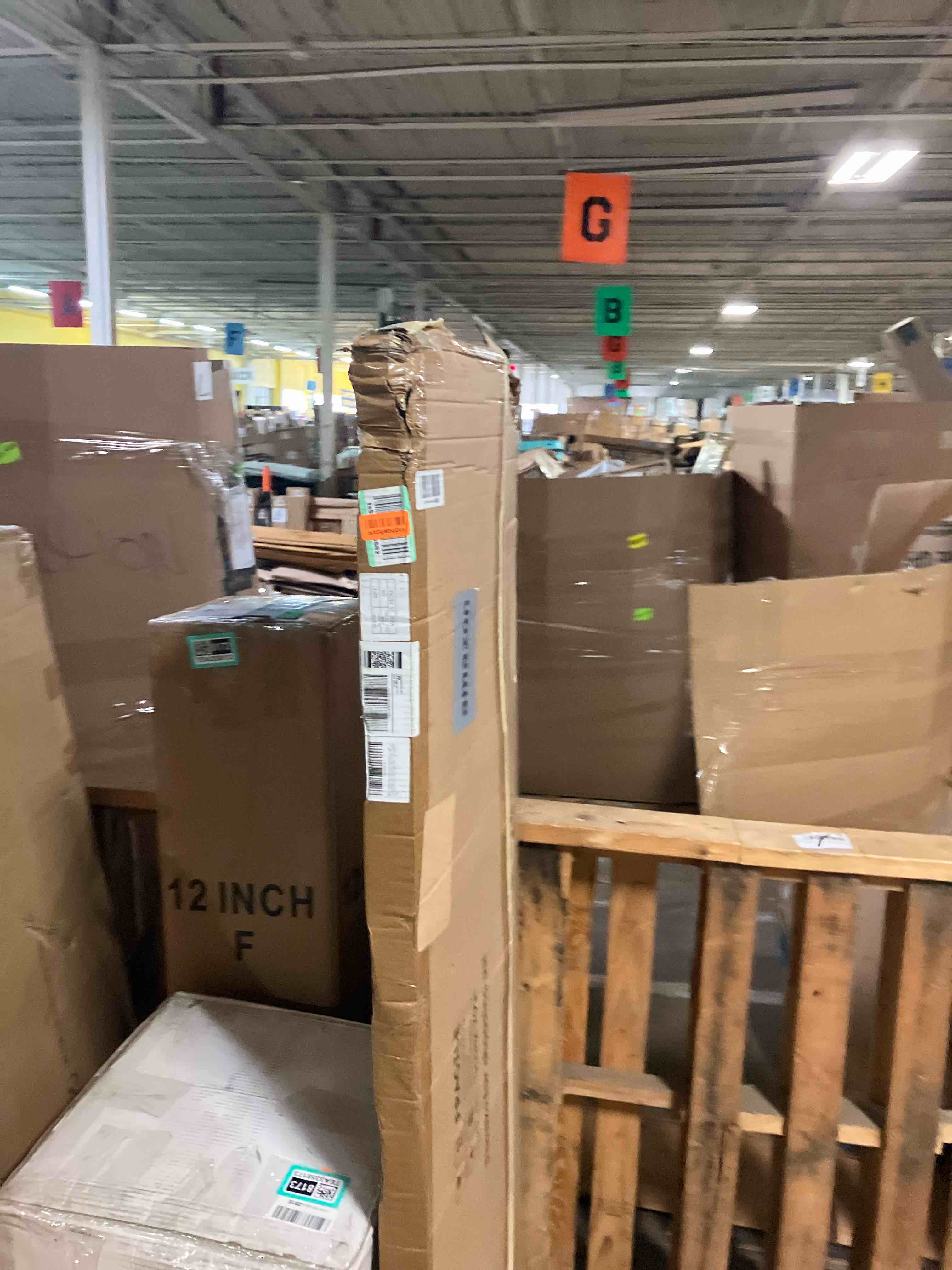 https://s3.amazonaws.com/lotting-images-prod/phillipi/TEA3358176_1754501961866.jpeg
