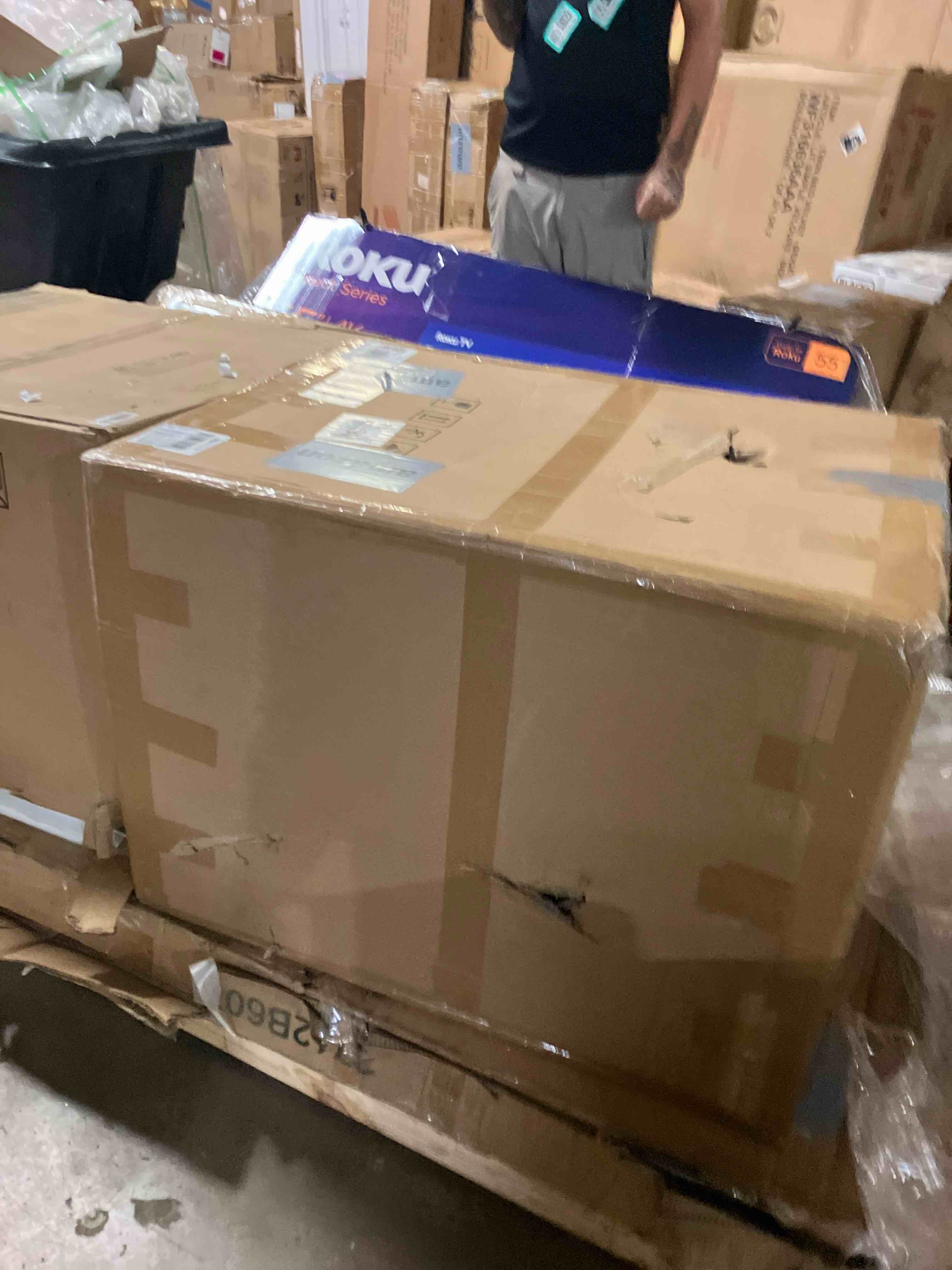 https://s3.amazonaws.com/lotting-images-prod/phillipi/TEA3358198_1754505555260.jpeg
