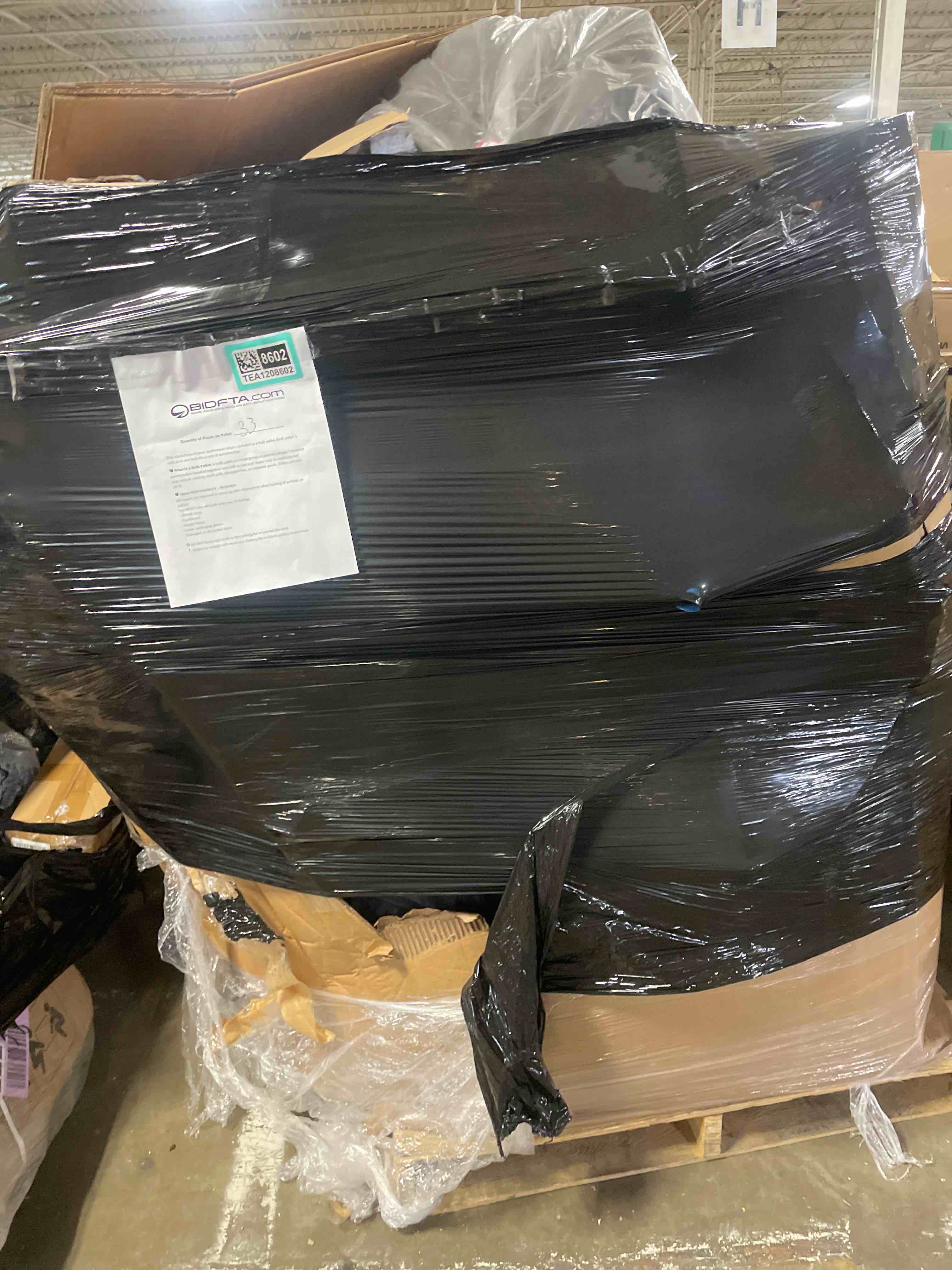 https://s3.amazonaws.com/lotting-images-prod/phillipi/TEA3358236_1754510023988.jpeg