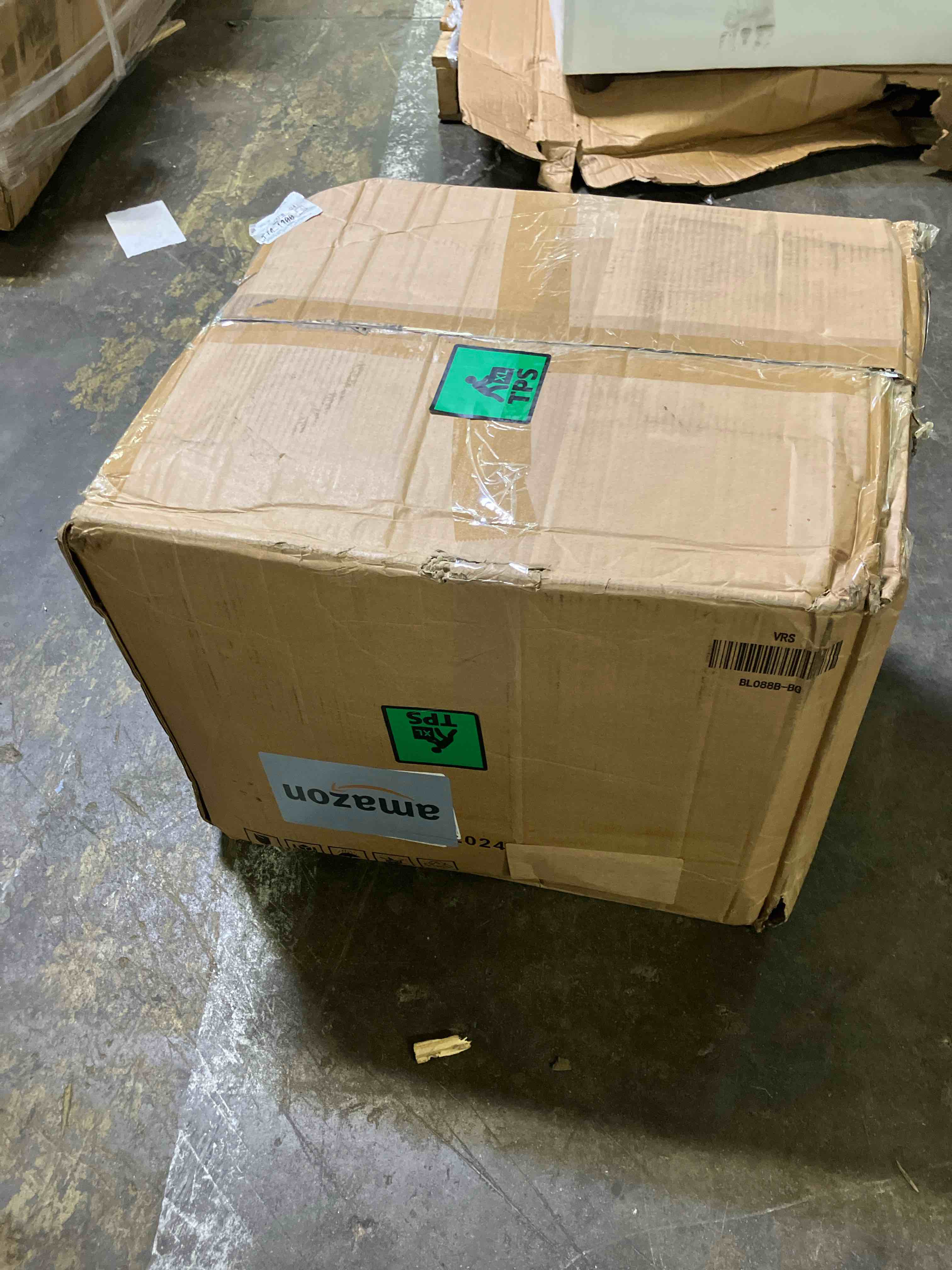 https://s3.amazonaws.com/lotting-images-prod/phillipi/TEA3358275_1754592036967.jpeg
